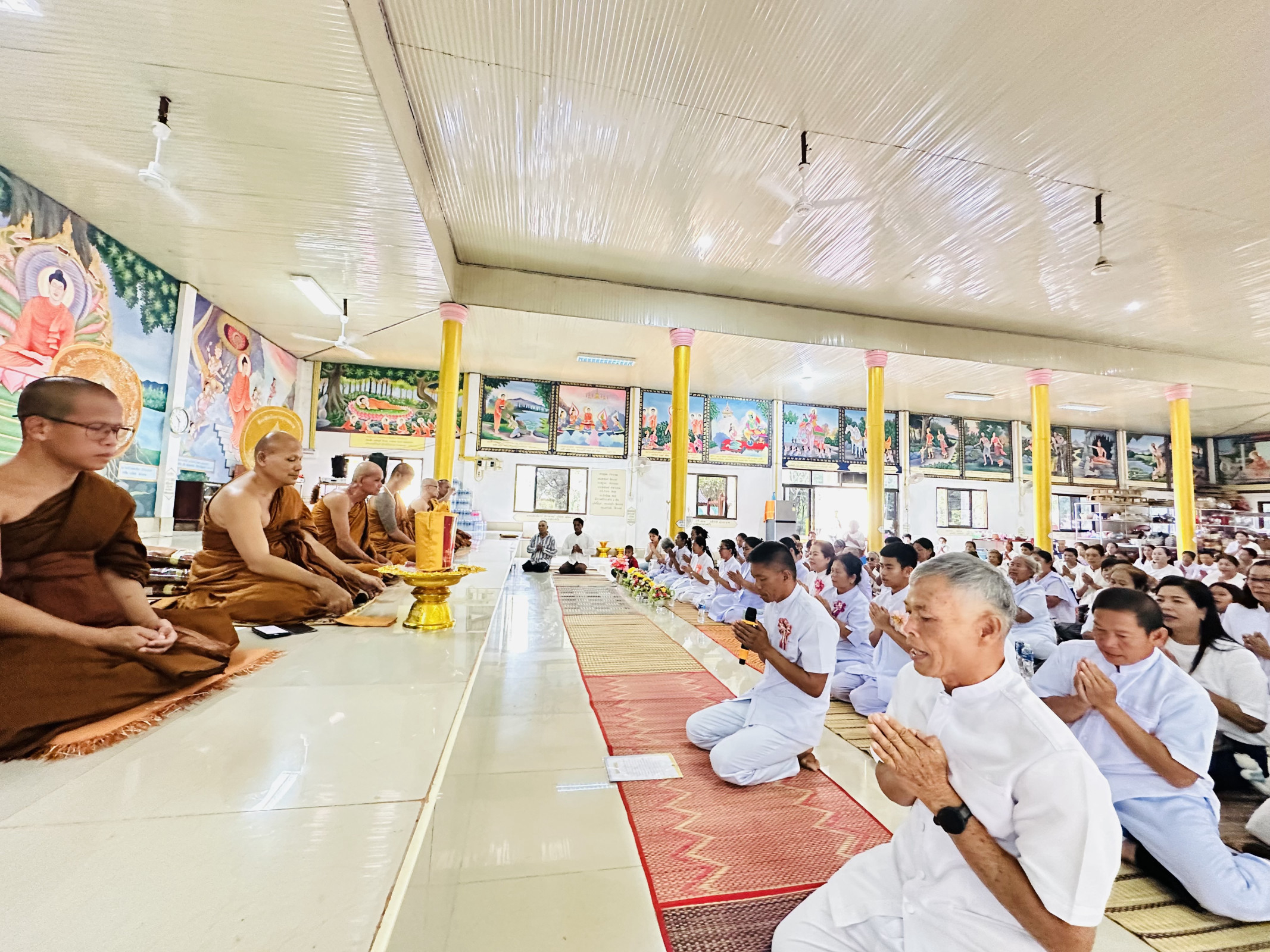 ภาพร่วมพิธีกรรมวัดโคตรศิริอรัญญา