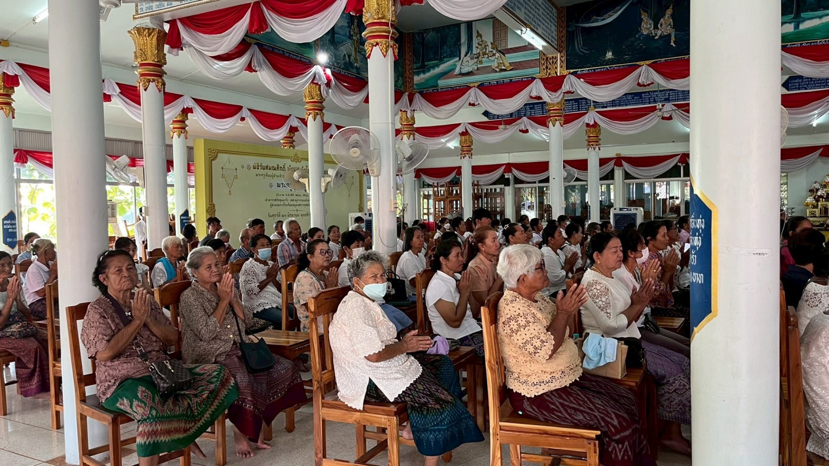 ภาพร่วมพิธีกรรมวัดขุนนาวัง