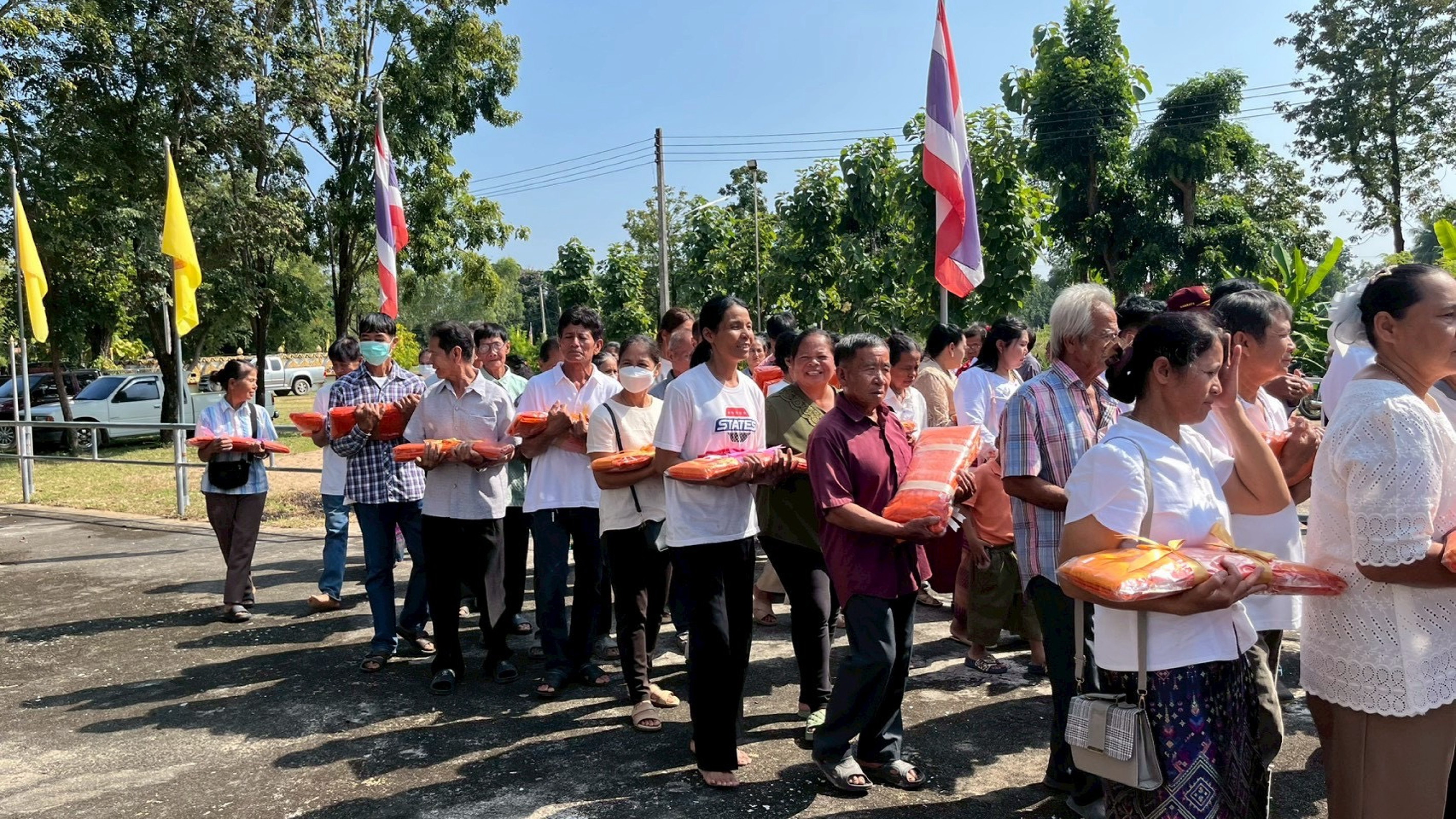 ภาพร่วมพิธีกรรมวัดขุนนาวัง