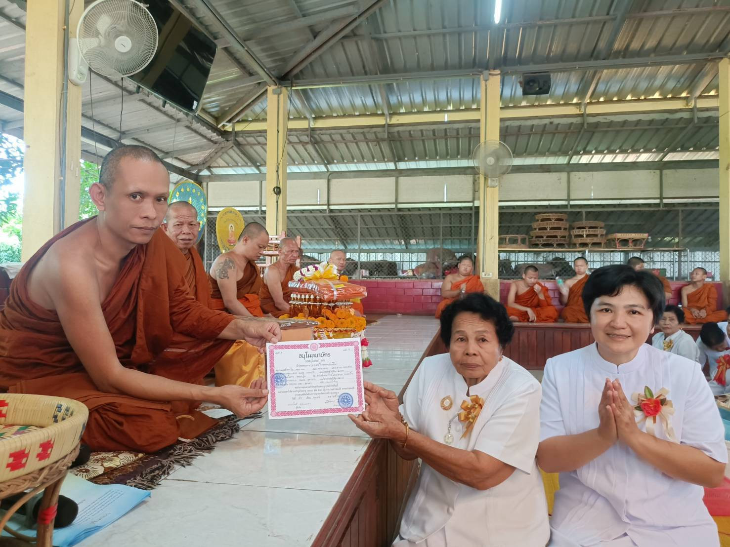 ภาพร่วมพิธีกรรมวัดป่าสามัคคีคณารักษ์