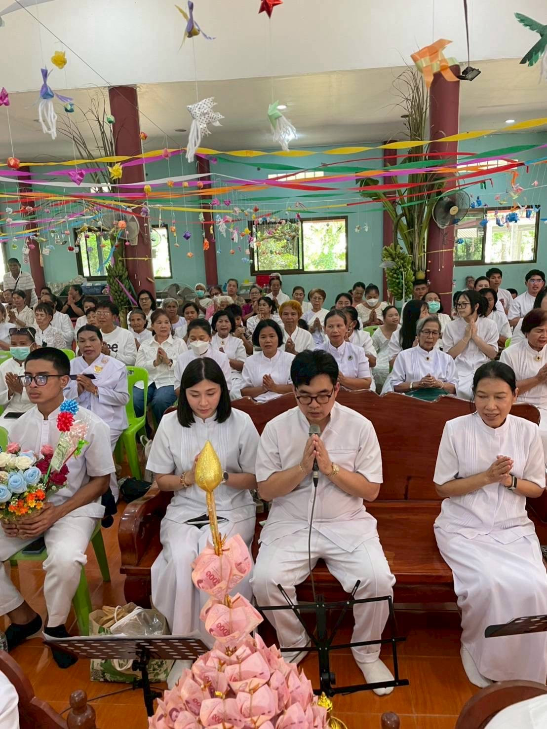 ภาพร่วมพิธีกรรมวัดโนนม่วง