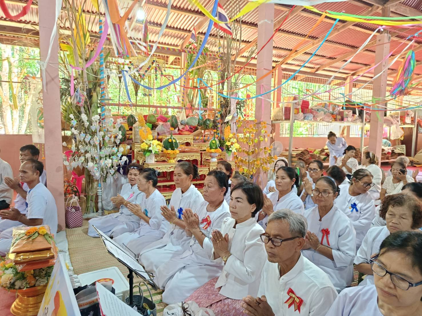 ภาพร่วมพิธีกรรมวัดป่าสันติธรรมมิกาวาส