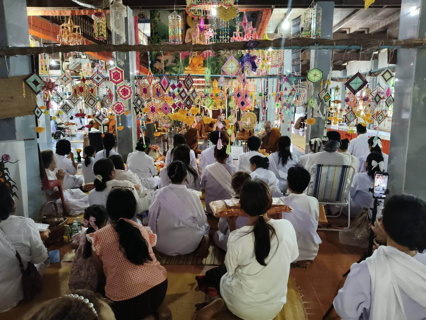 ภาพร่วมพิธีกรรมวัดชัยมงคล