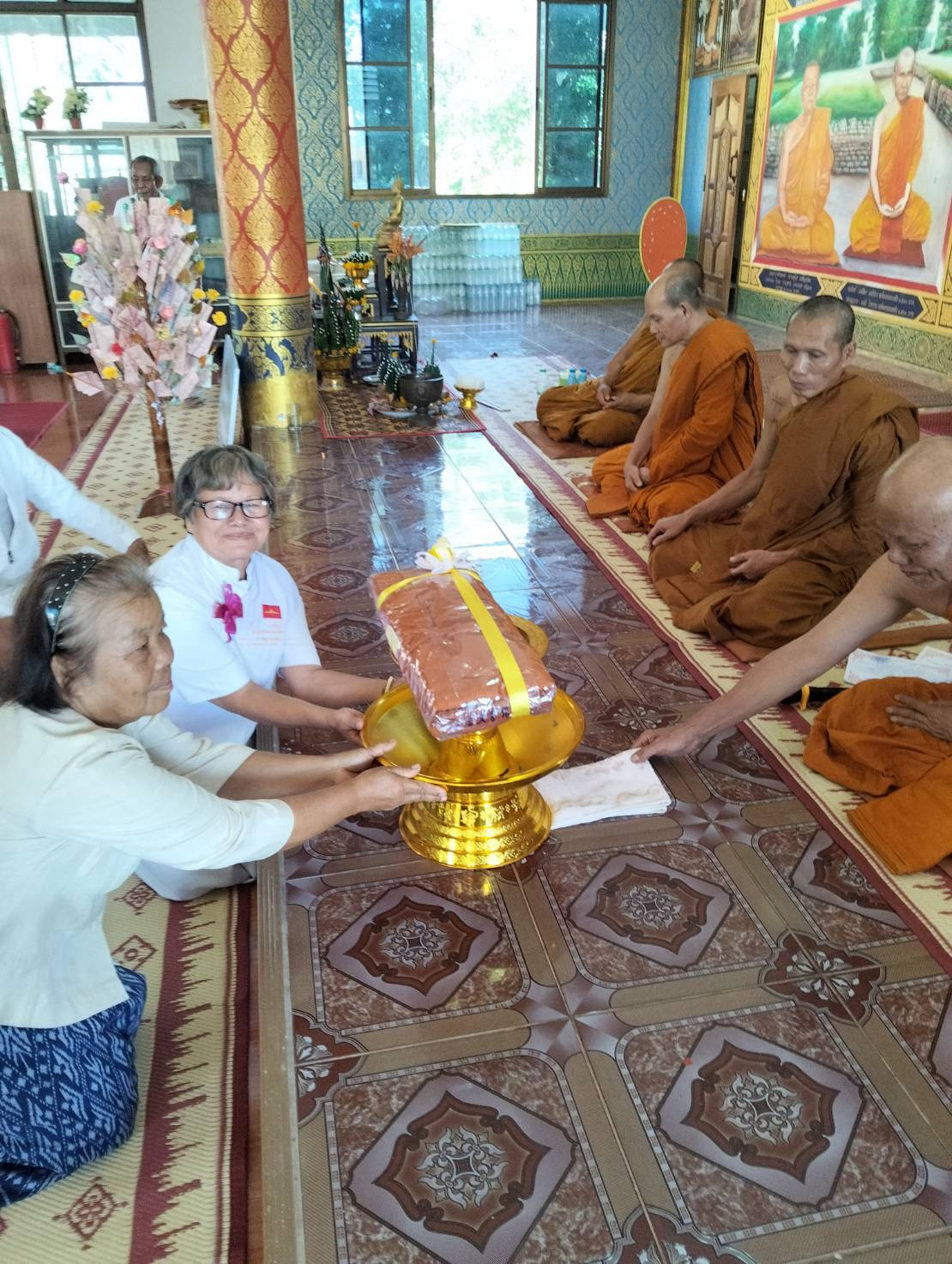 ภาพร่วมพิธีกรรมวัดอุดมมงคล