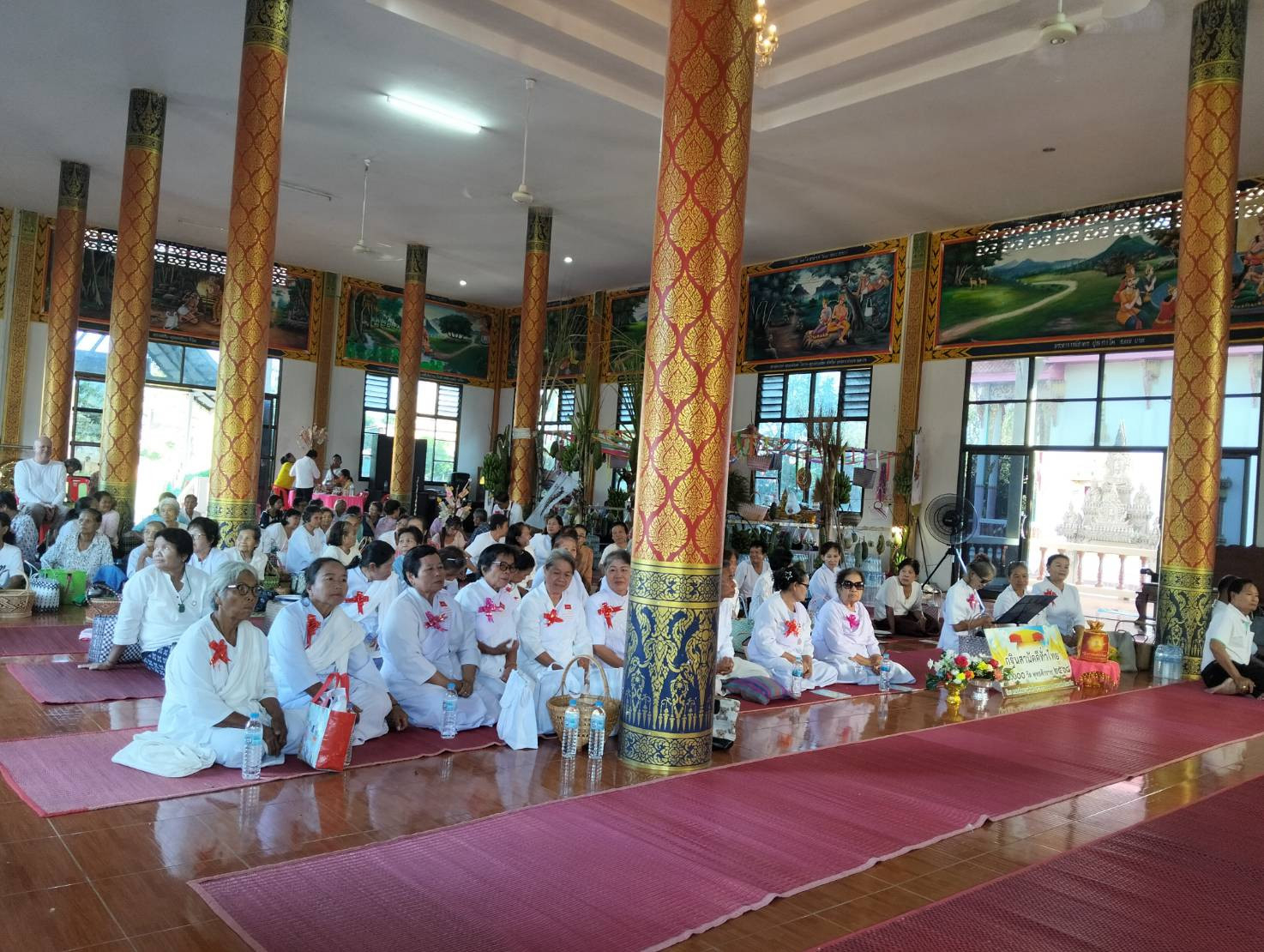 ภาพร่วมพิธีกรรมวัดอุดมมงคล