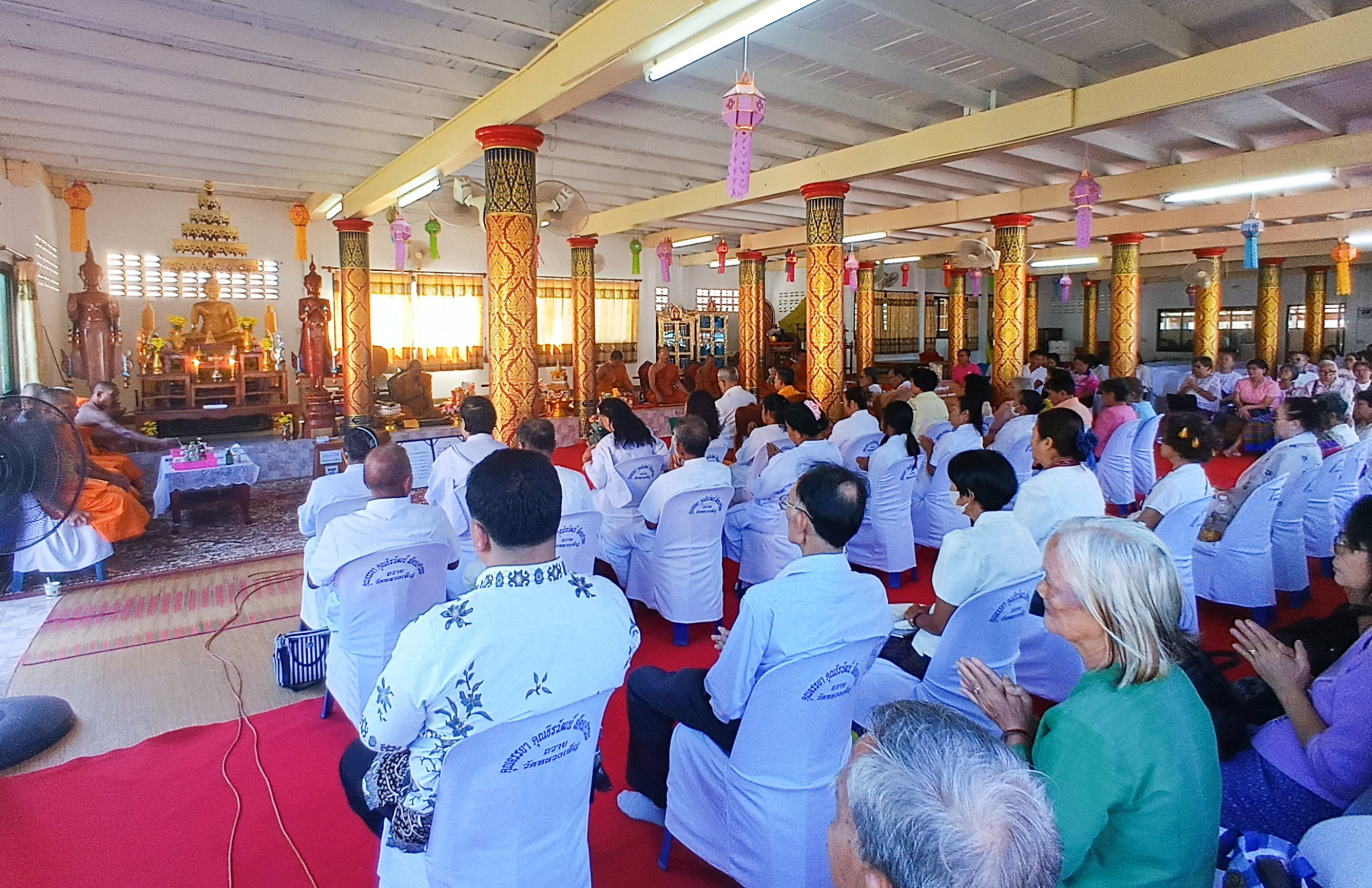 ภาพร่วมพิธีกรรมวัดหลวงเพ็ญ