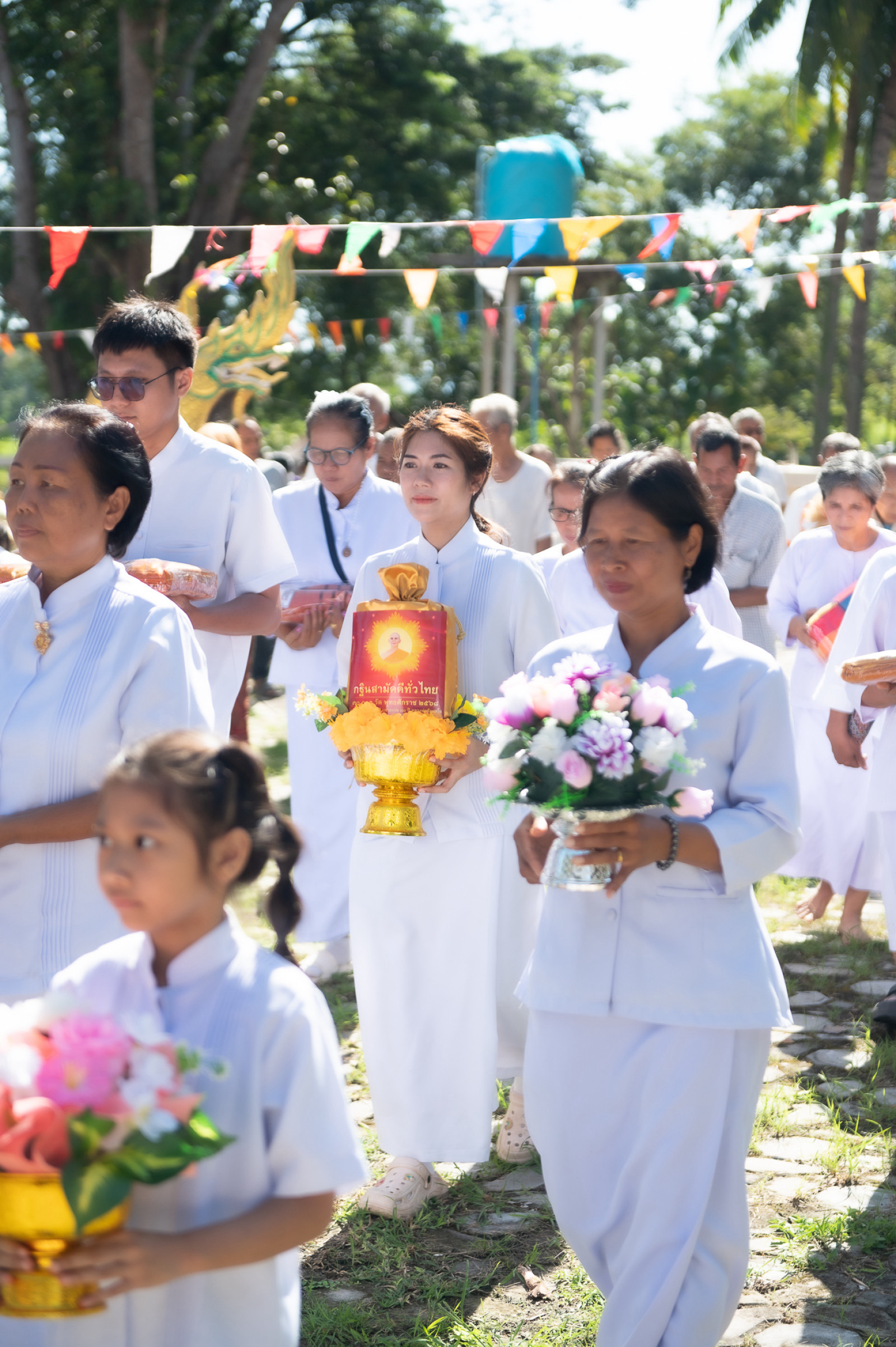 ภาพร่วมพิธีกรรมวัดทุ่งสว่าง
