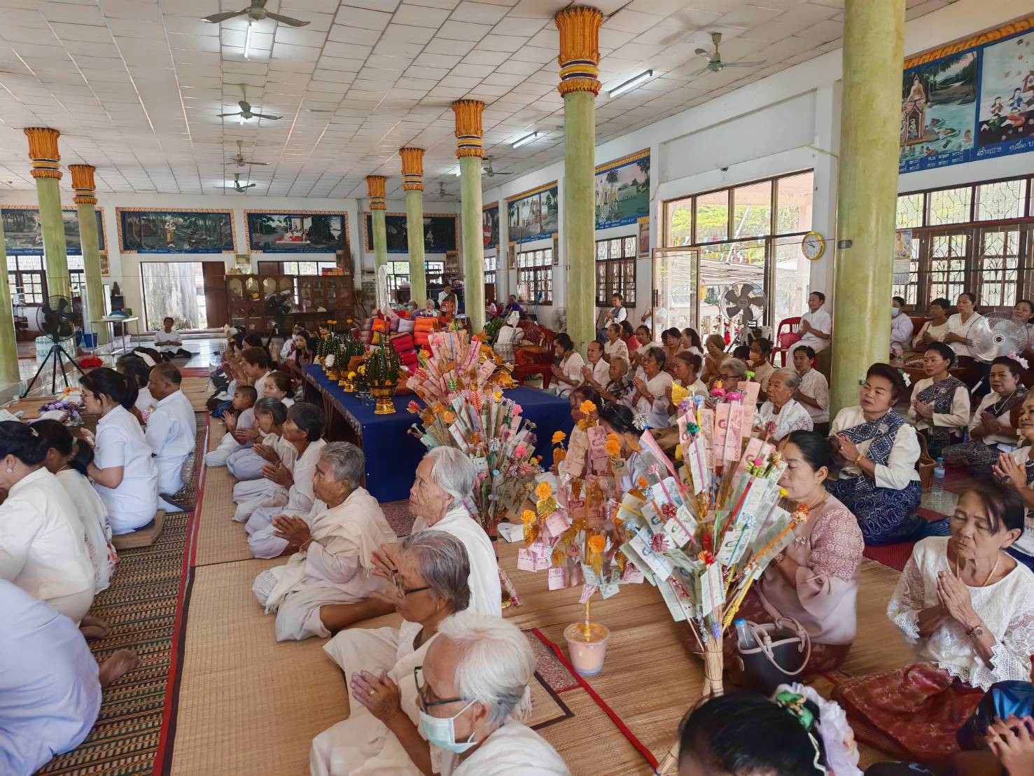 ภาพร่วมพิธีกรรมวัดทัศนียเขต