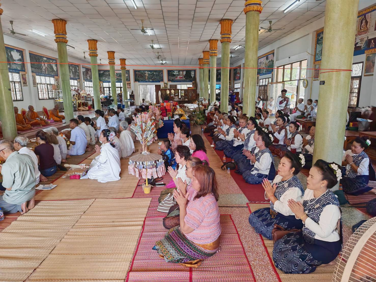 ภาพร่วมพิธีกรรมวัดทัศนียเขต