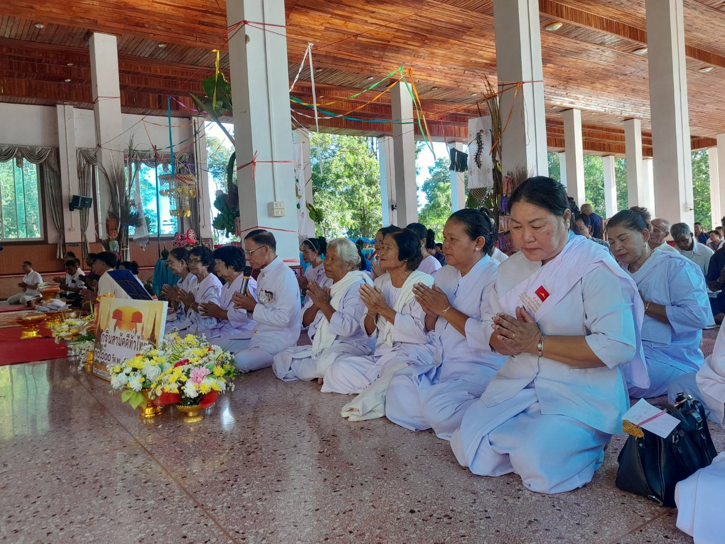 ภาพร่วมพิธีกรรมวัดป่าสามัคคีสันติธรรม