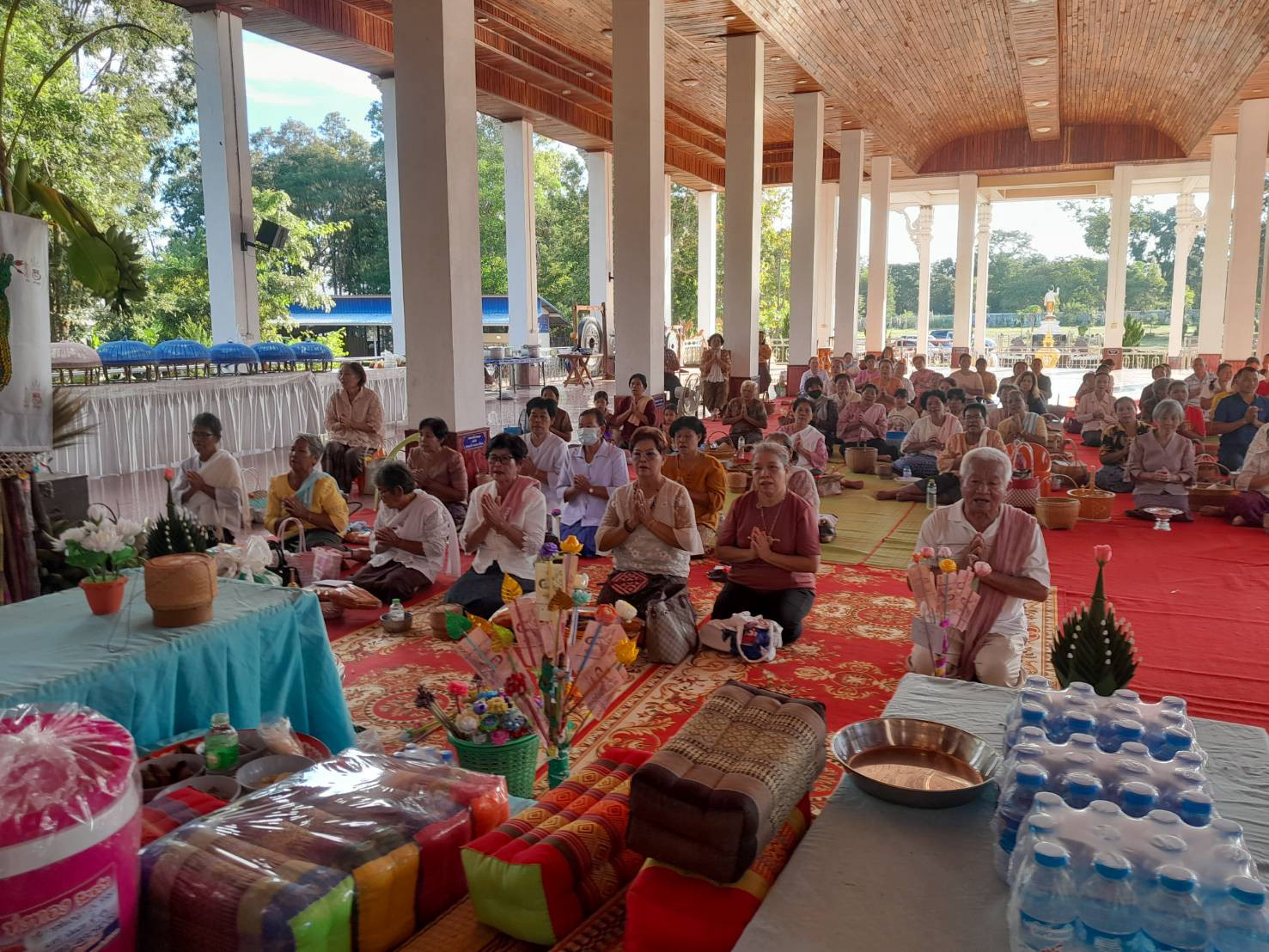 ภาพร่วมพิธีกรรมวัดป่าสามัคคีสันติธรรม