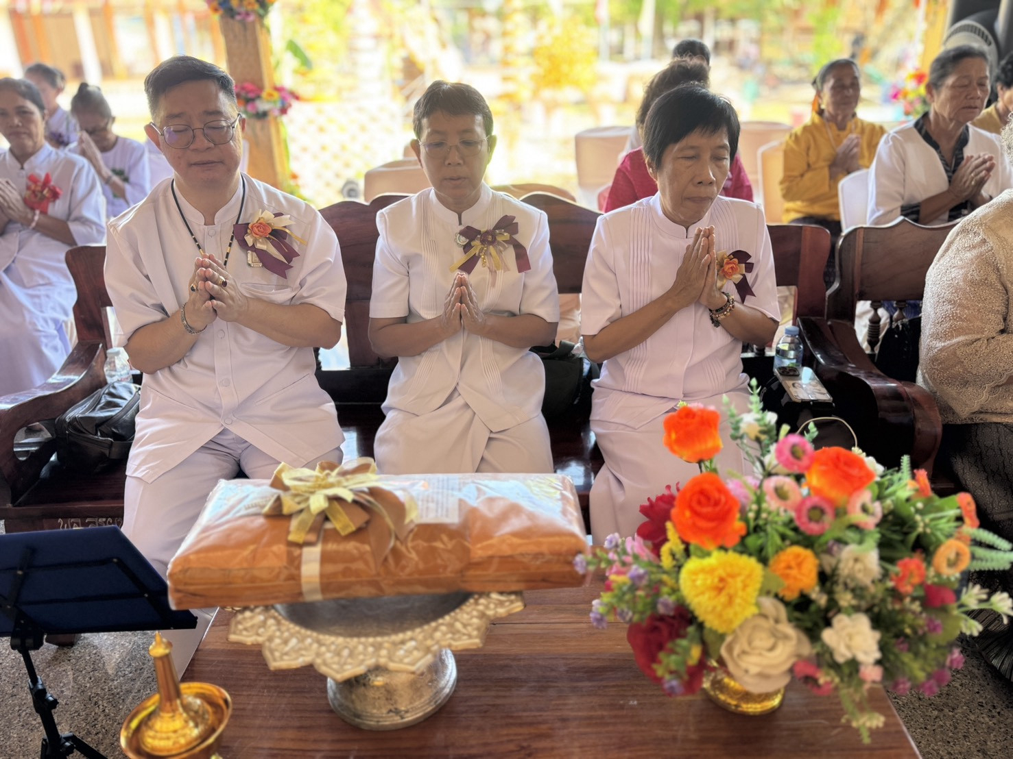 ภาพร่วมพิธีกรรมวัดดอนคง