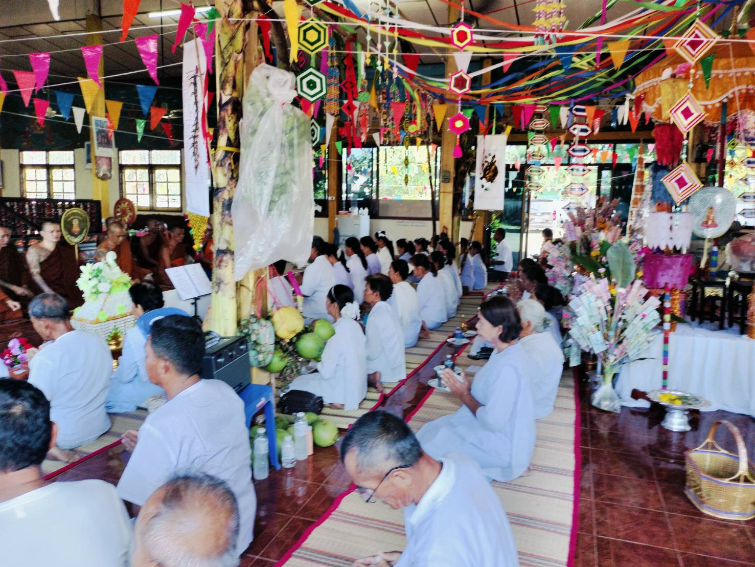 ภาพร่วมพิธีกรรมวัดอุทกโสภาราม