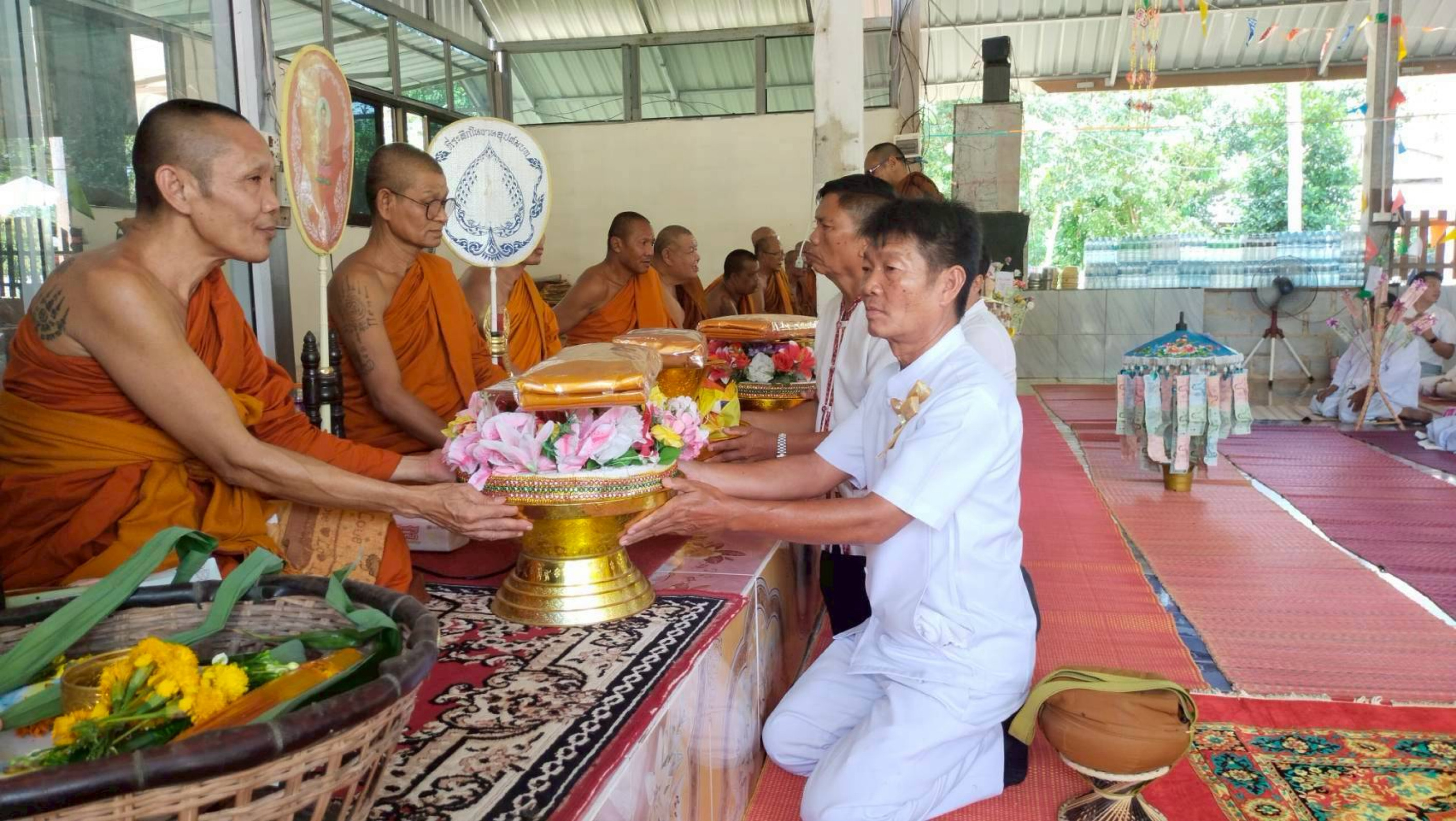 ภาพร่วมพิธีกรรมวัดป่าโนนกลางแสงธรรม