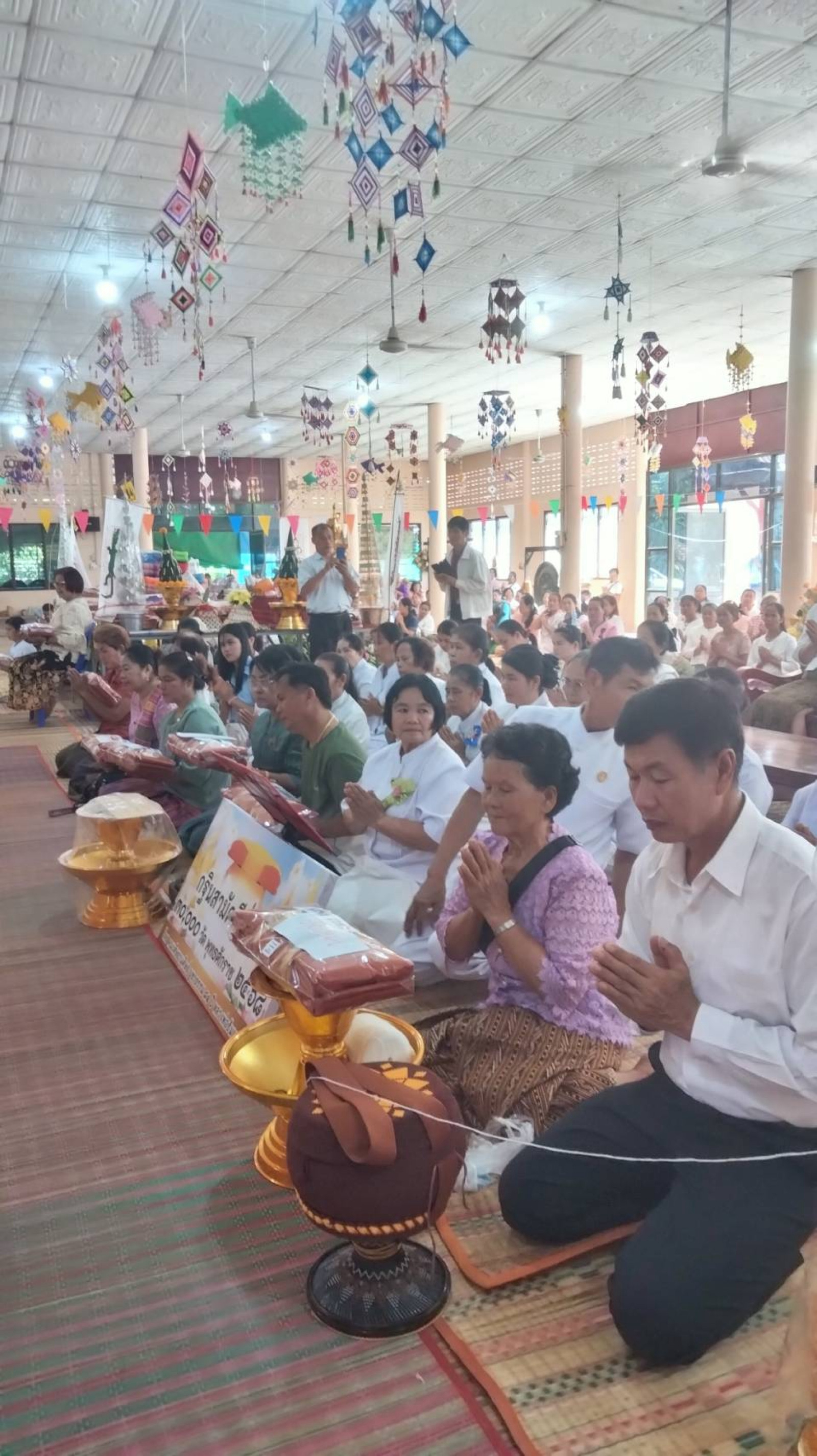 ภาพร่วมพิธีกรรมวัดเทพสิงหาร