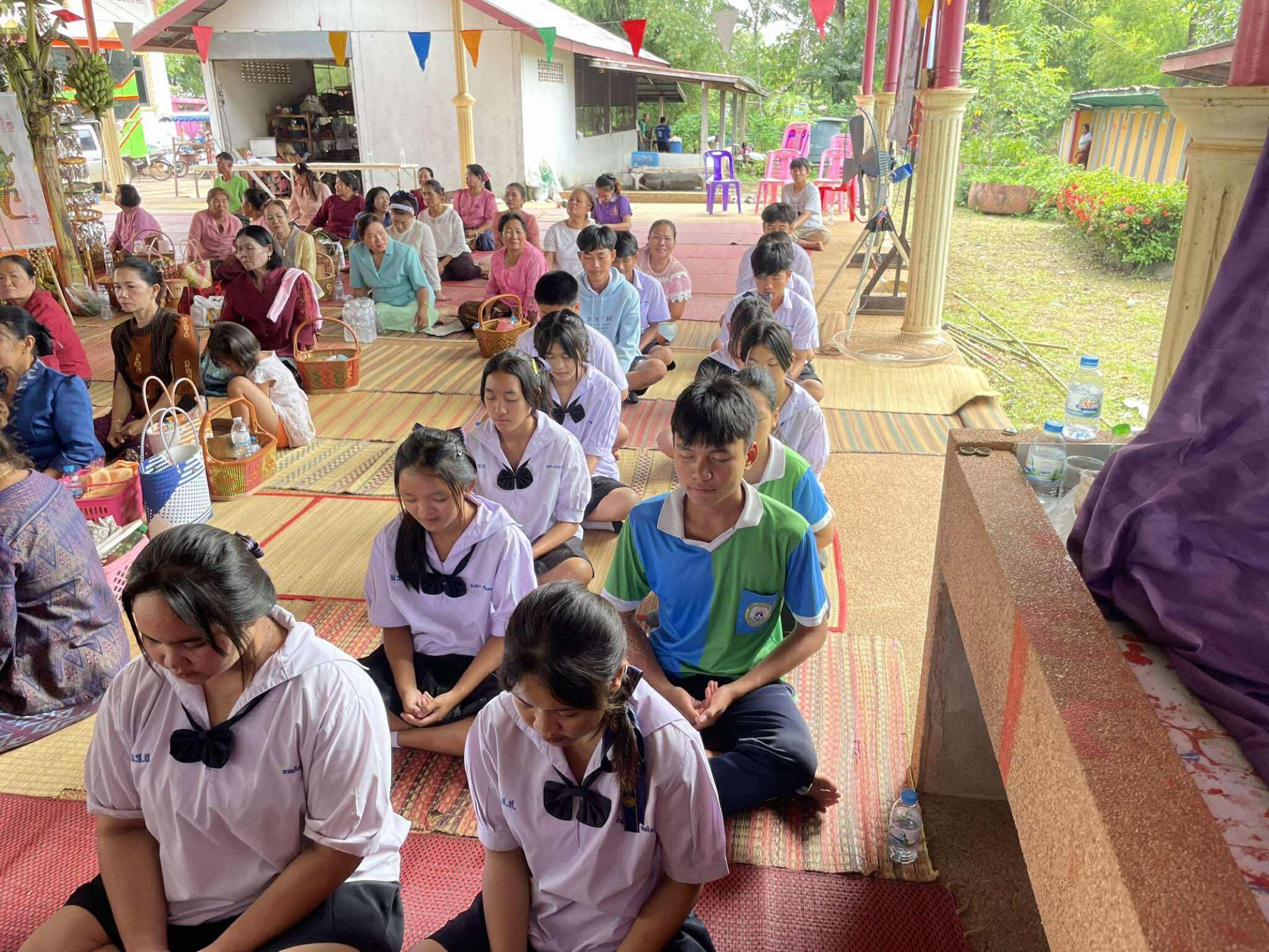 ภาพร่วมพิธีกรรมวัดสว่างสุทธาวาส
