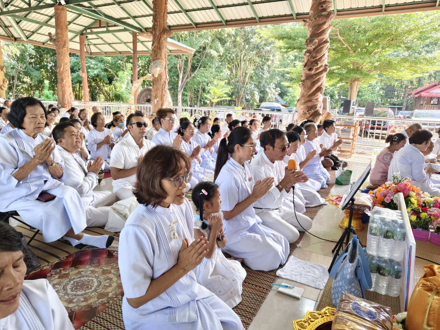 ภาพกล่าวคำถวายกฐินวัดป่าอินทสิริ