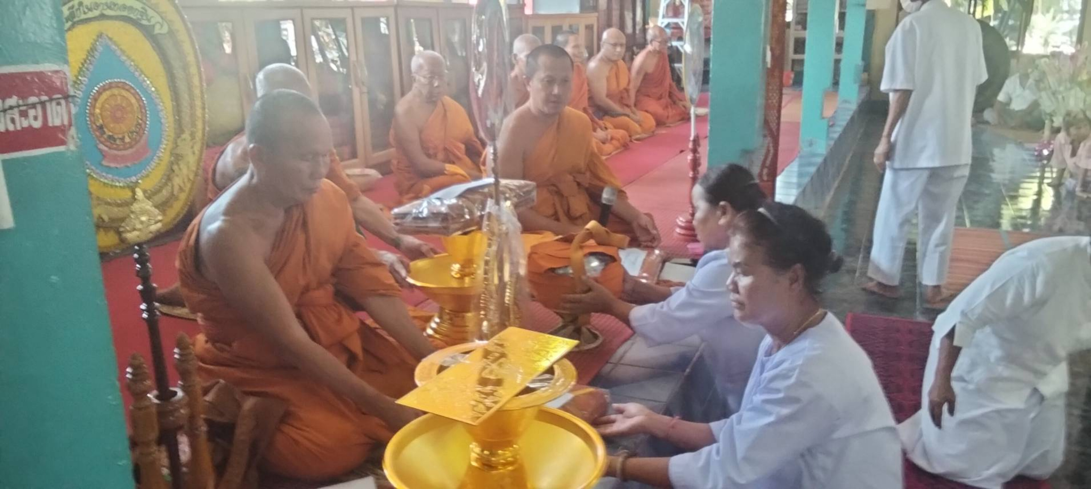 ภาพร่วมพิธีกรรมวัดโคกสง่าสามัคคีธรรม