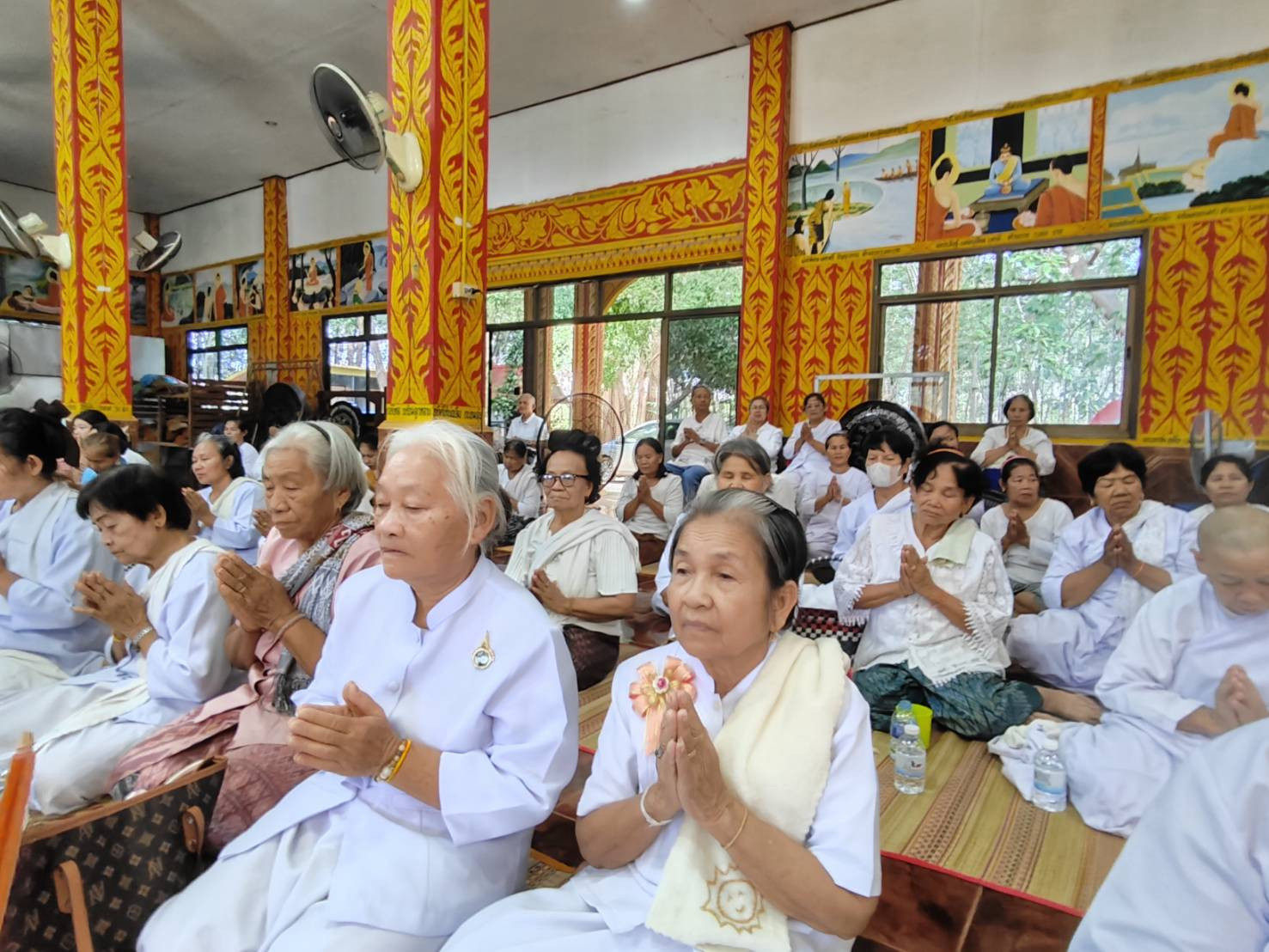 ภาพร่วมพิธีกรรมวัดป่าสามัคคีธรรม