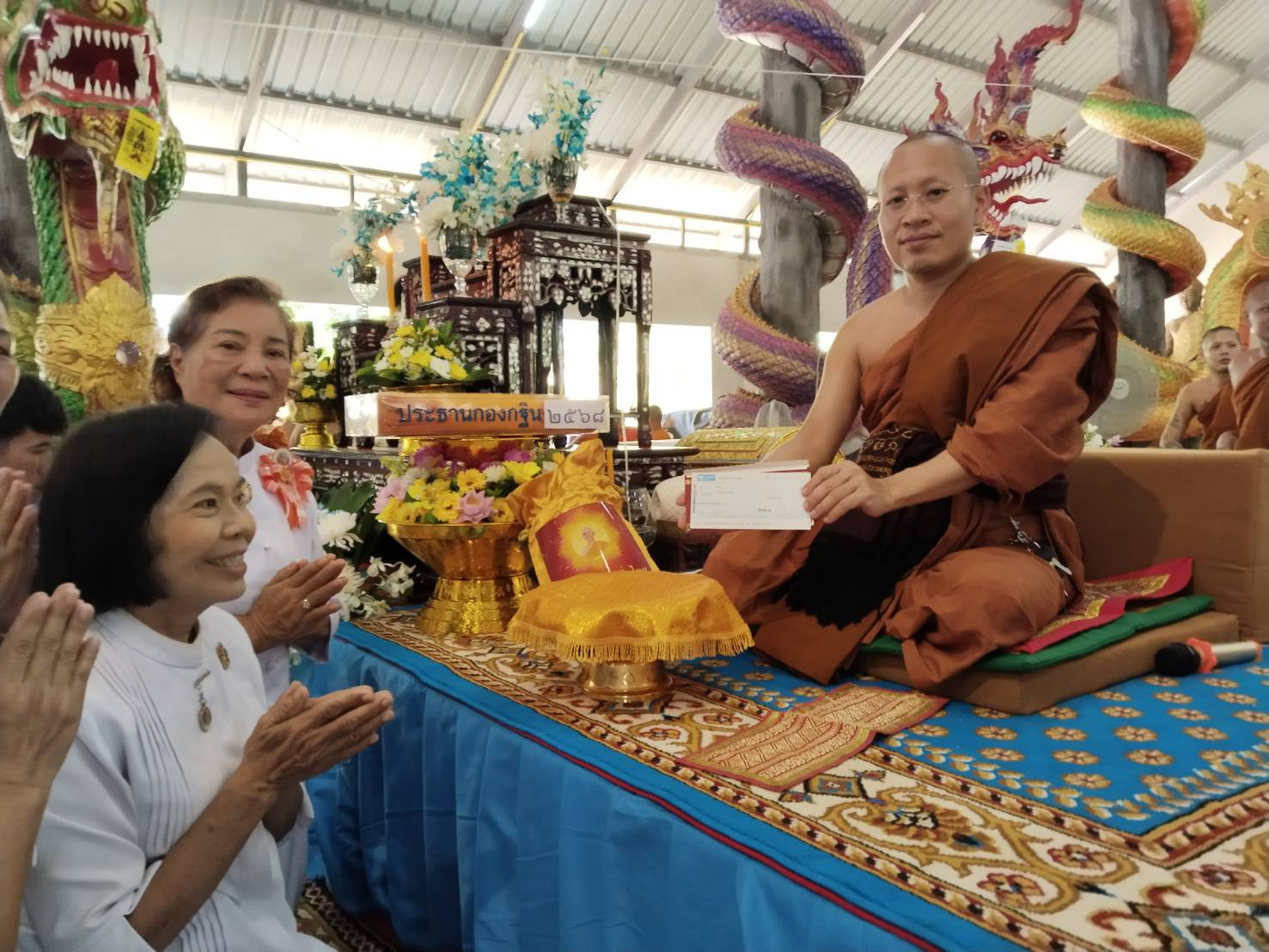 ภาพร่วมพิธีกรรมวัดป่าสุมังคโล