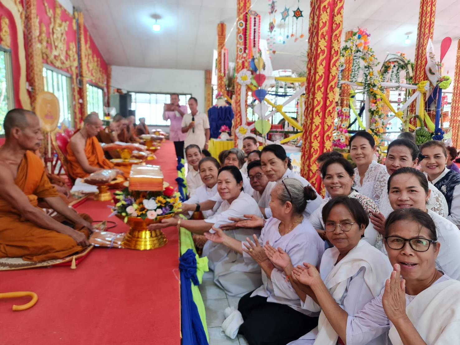 ภาพร่วมพิธีกรรมวัดราษฎร์บำรุง
