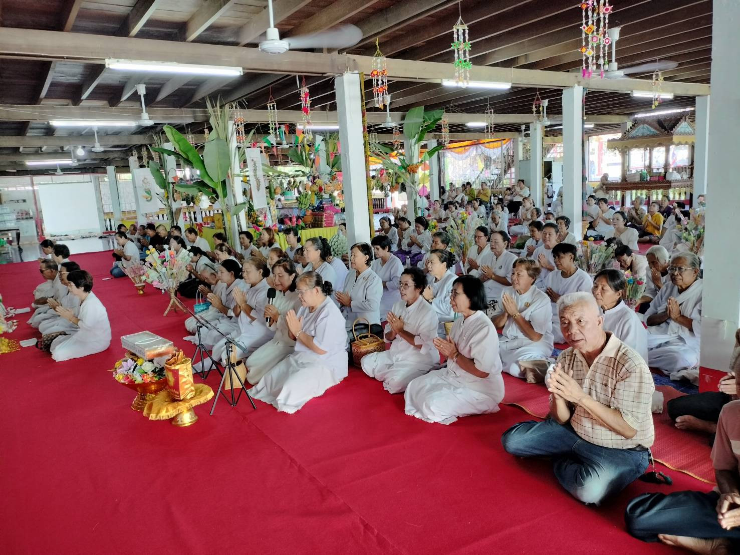 ภาพร่วมพิธีกรรมวัดสุวรรณาวาส