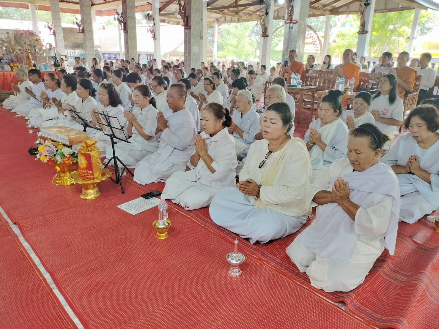 ภาพร่วมพิธีกรรมวัดศรีบุญเรือง