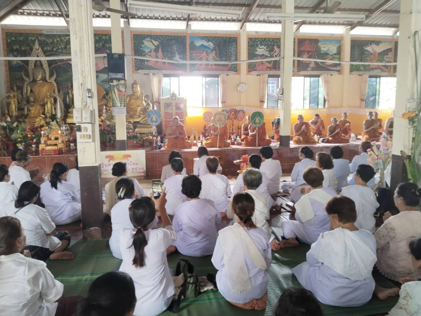 ภาพร่วมพิธีกรรมวัดสว่างธรรมาราม