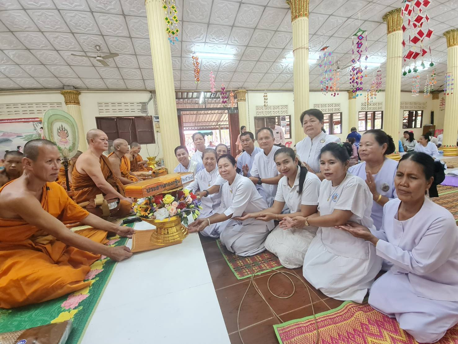 ภาพร่วมพิธีกรรมวัดราษฎร์บูรณะ