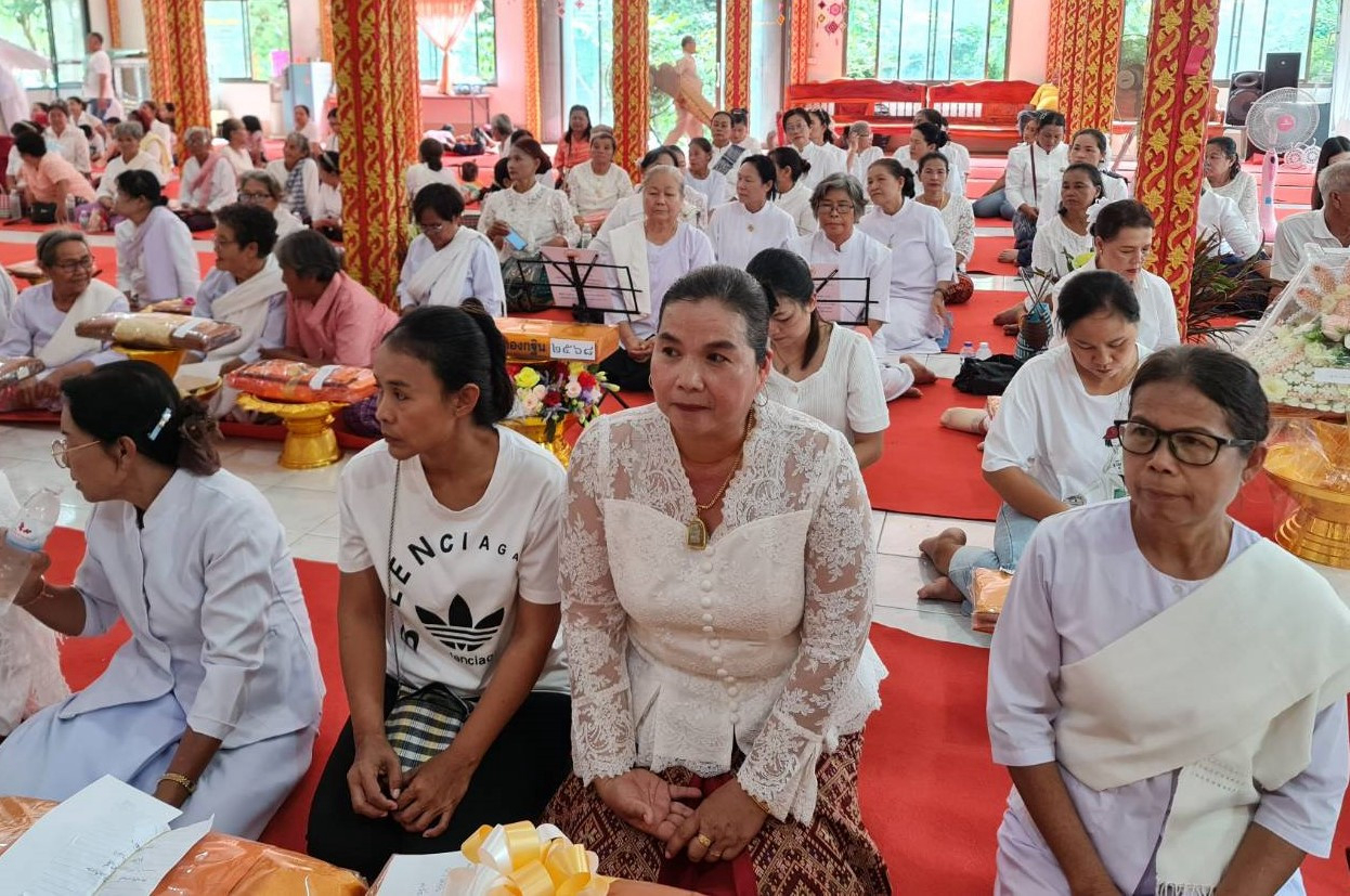 ภาพร่วมพิธีกรรมวัดถ้ำศรีวิไลย์วราราม