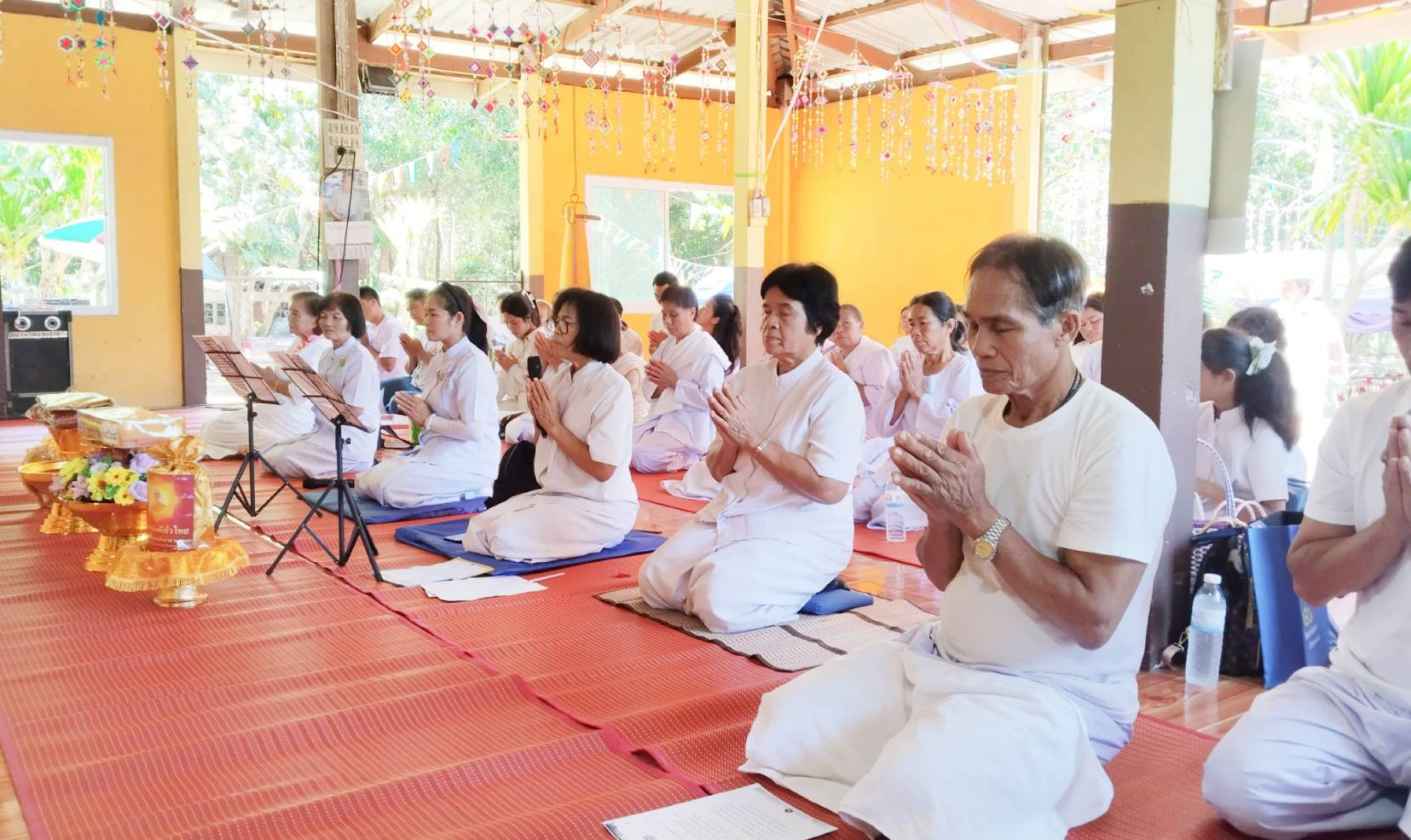 ภาพร่วมพิธีกรรมวัดศิริวราราม