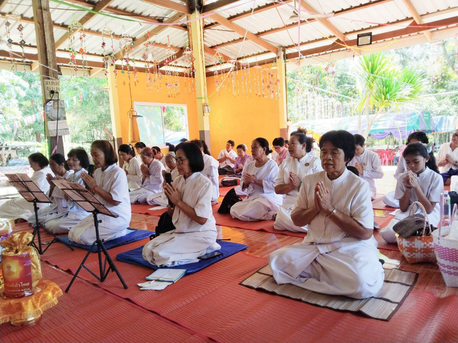 ภาพร่วมพิธีกรรมวัดศิริวราราม