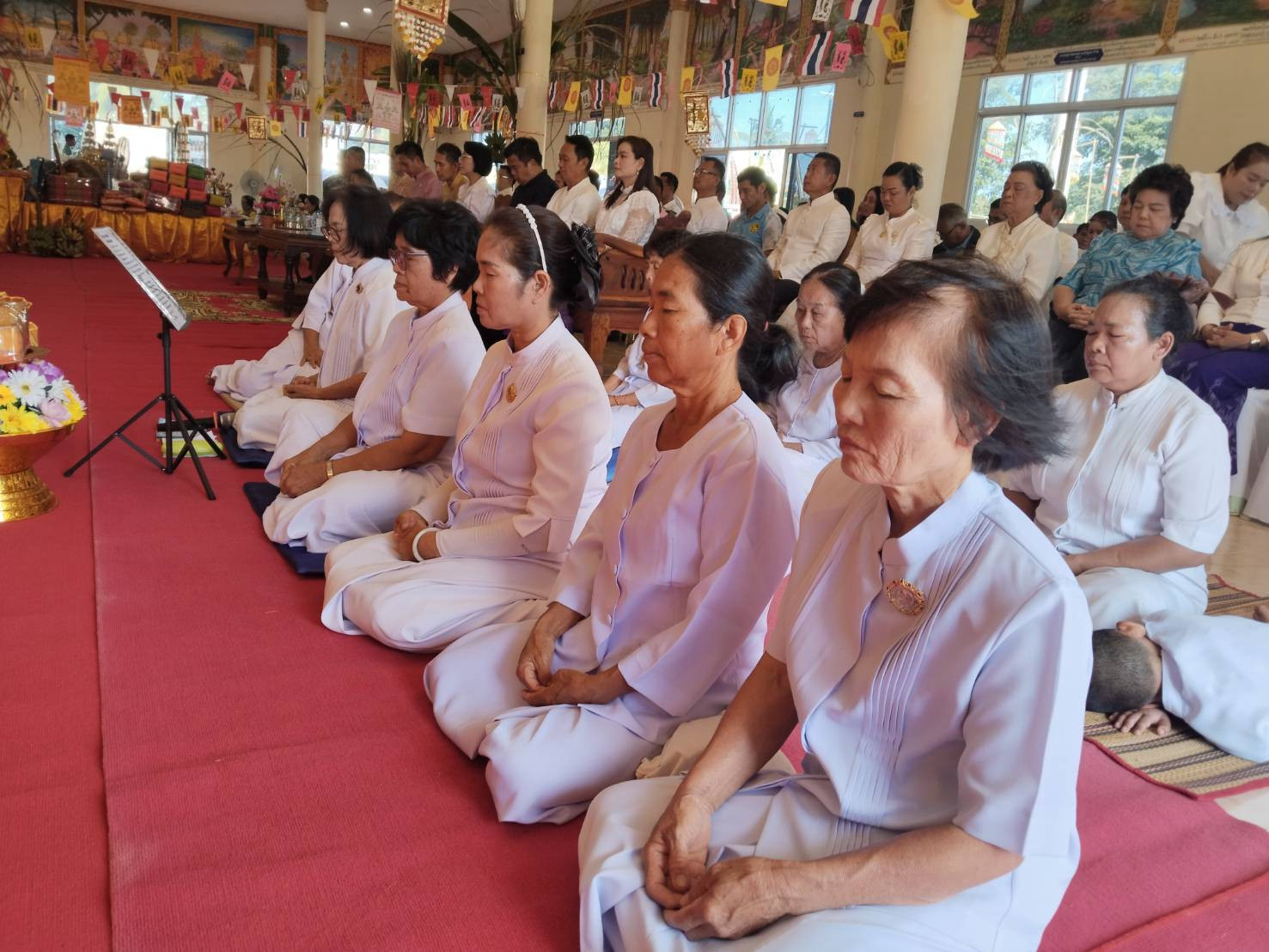 ภาพร่วมพิธีกรรมวัดศรีชมชื่น