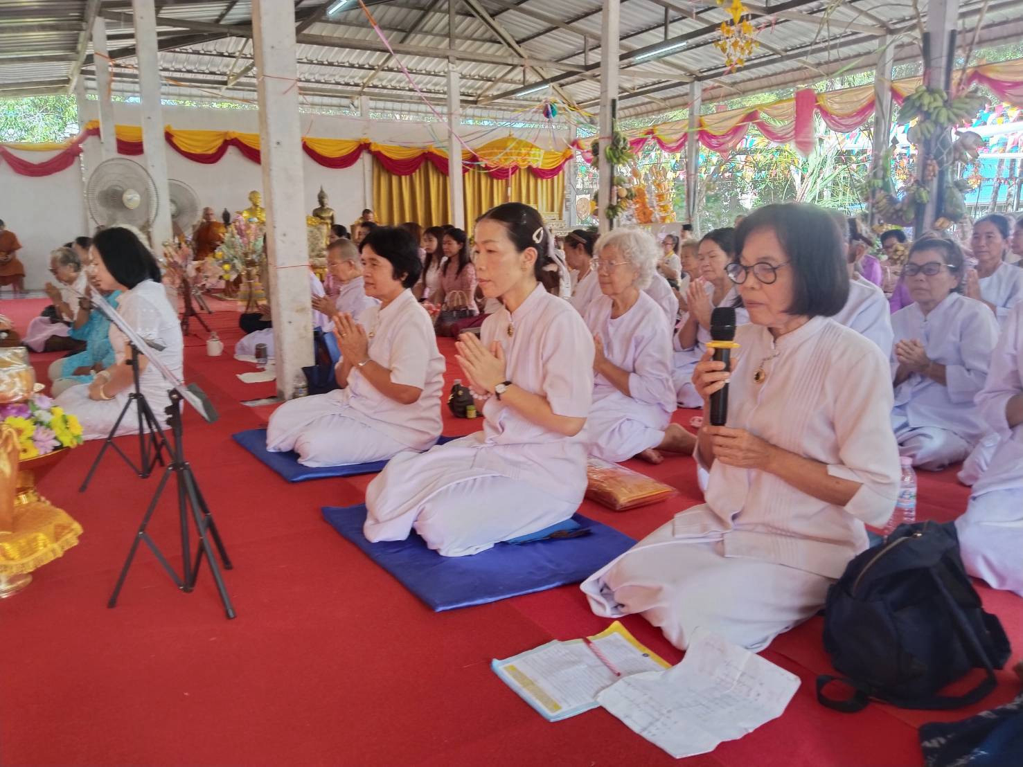 ภาพร่วมพิธีกรรมวัดศรีพนา