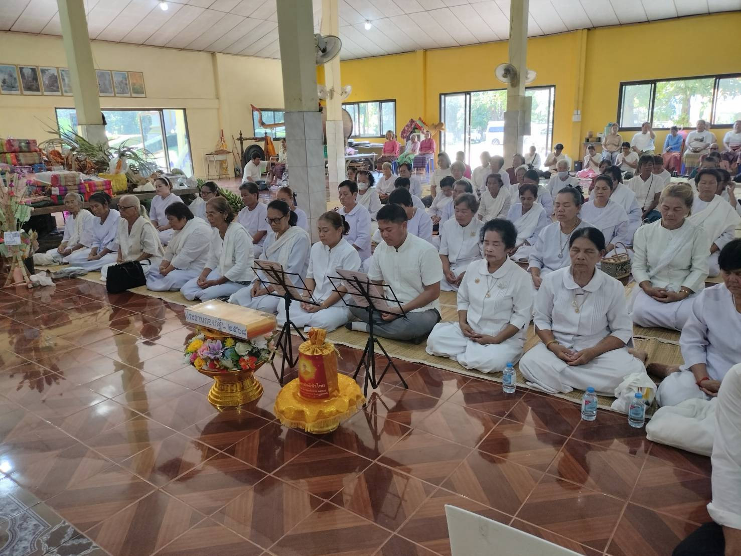 ภาพร่วมพิธีกรรมวัดจันทราราษฎร์