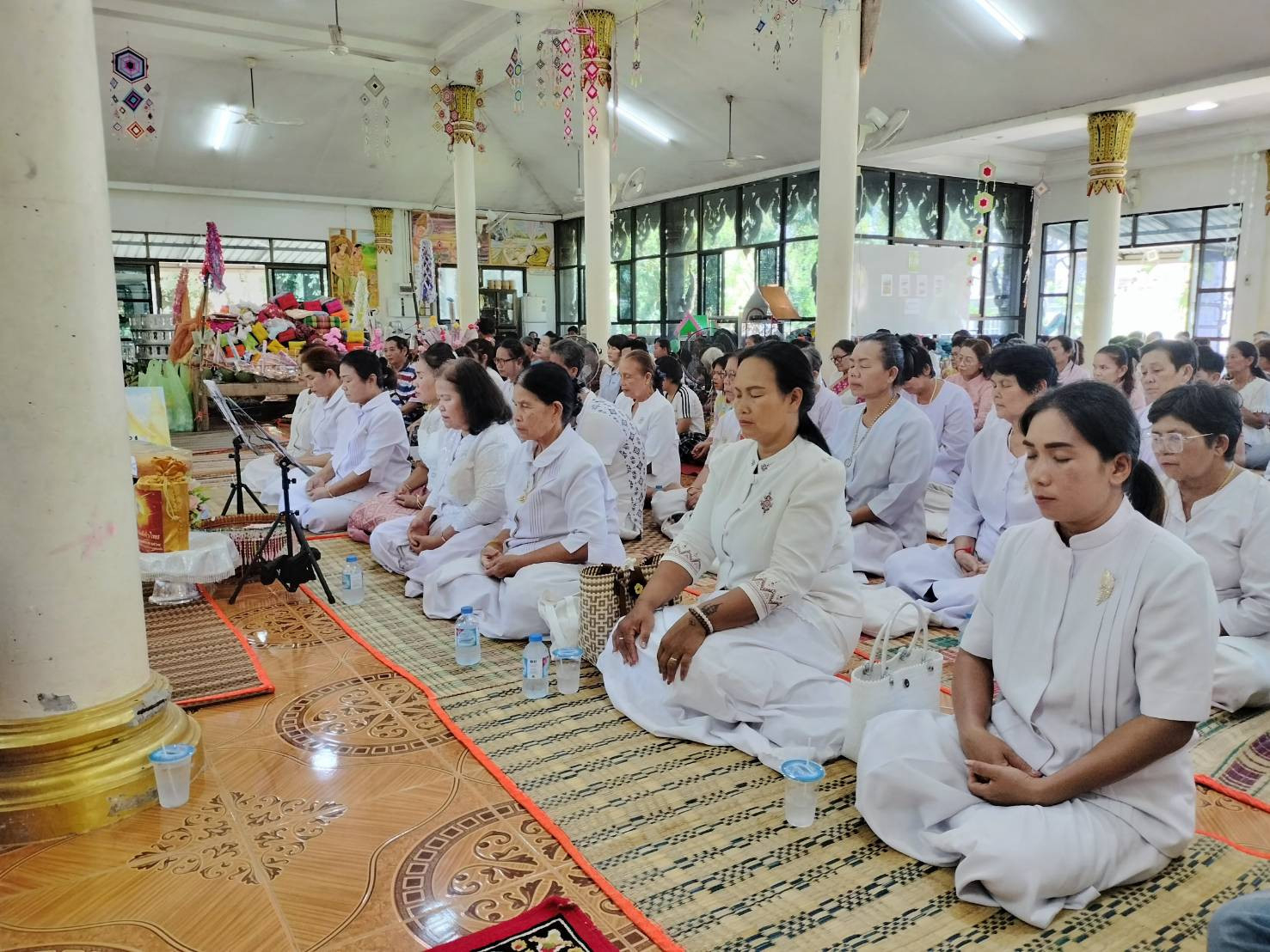 ภาพร่วมพิธีกรรมวัดราษฎร์บูรณะ