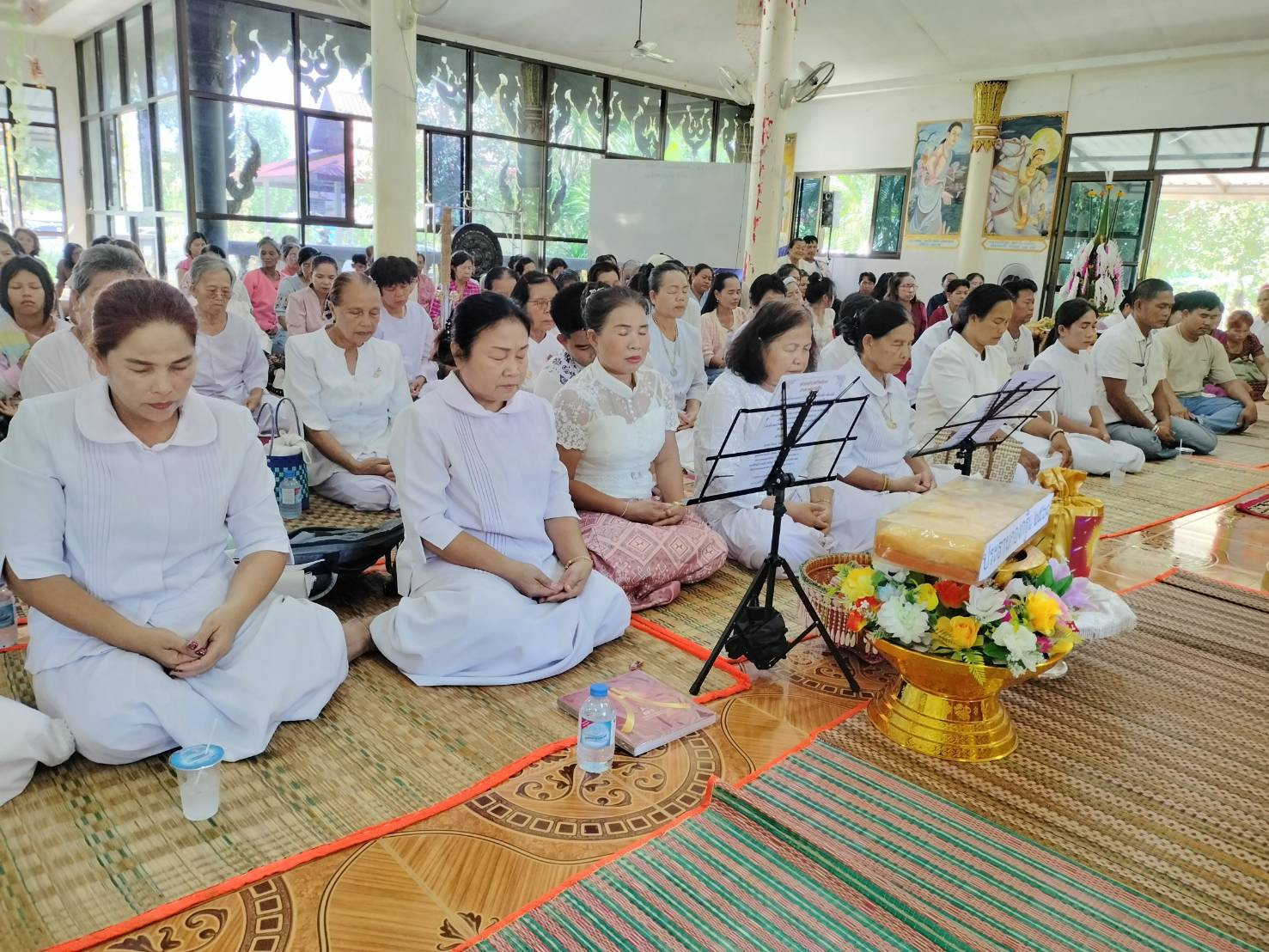 ภาพร่วมพิธีกรรมวัดราษฎร์บูรณะ