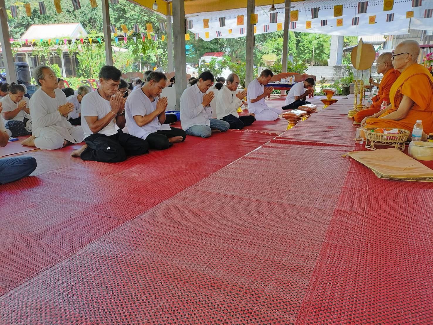 ภาพร่วมพิธีกรรมวัดใหม่บูรพาสุการาม