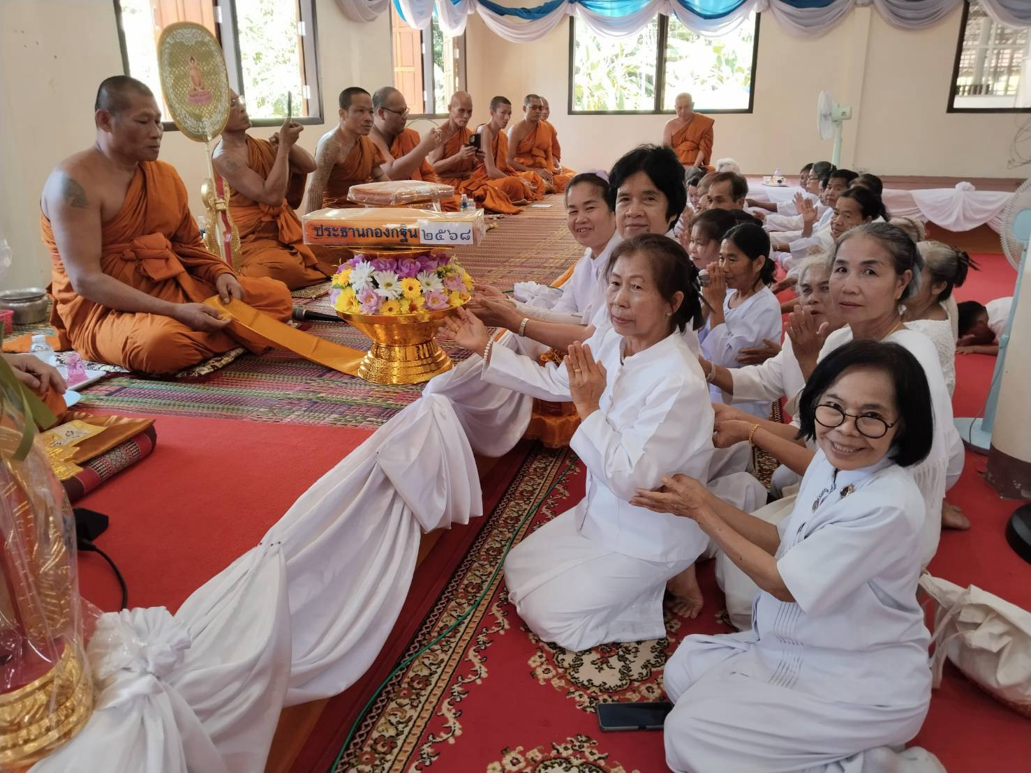 ภาพร่วมพิธีกรรมวัดป่าศรีวิไลย์