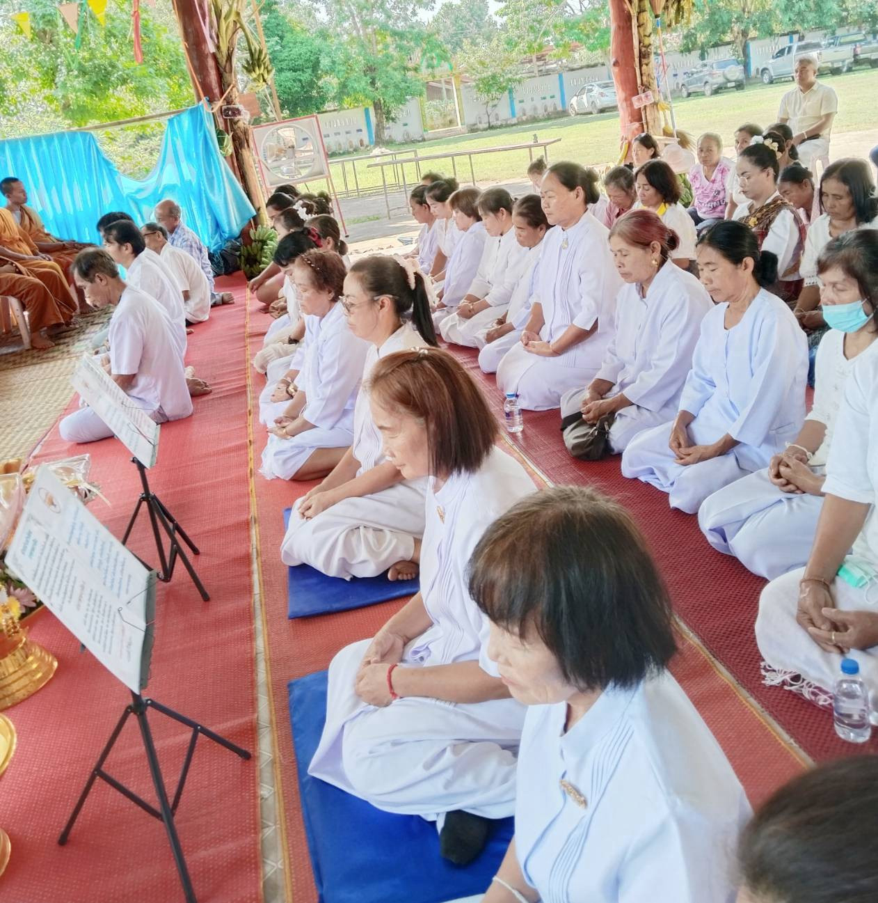 ภาพร่วมพิธีกรรมวัดจอมแก้ว