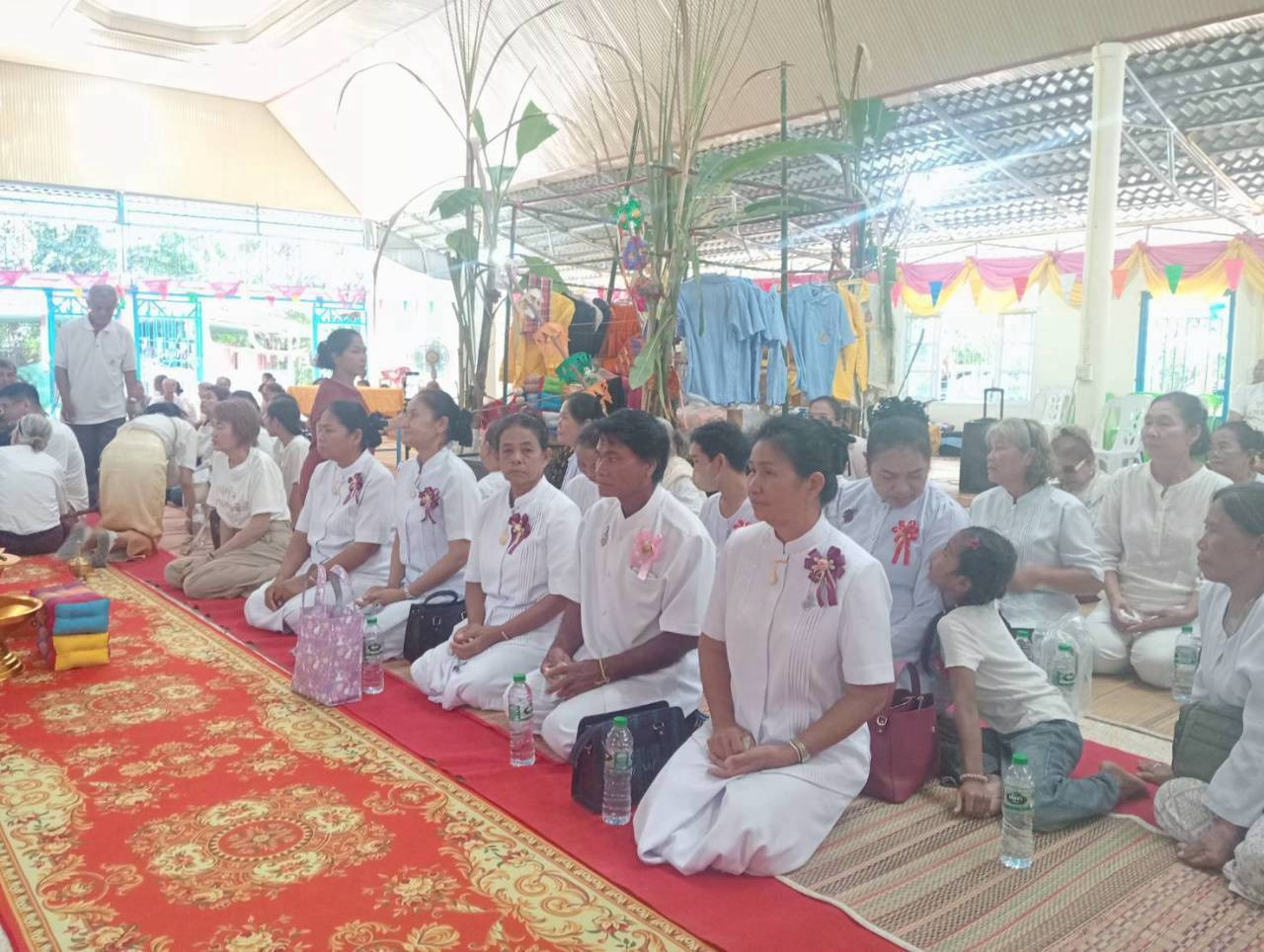 ภาพร่วมพิธีกรรมที่พักสงฆ์ป่าทัพป่าจิก