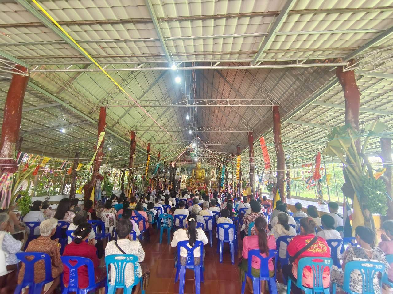 ภาพร่วมพิธีกรรมวัดวังทอง