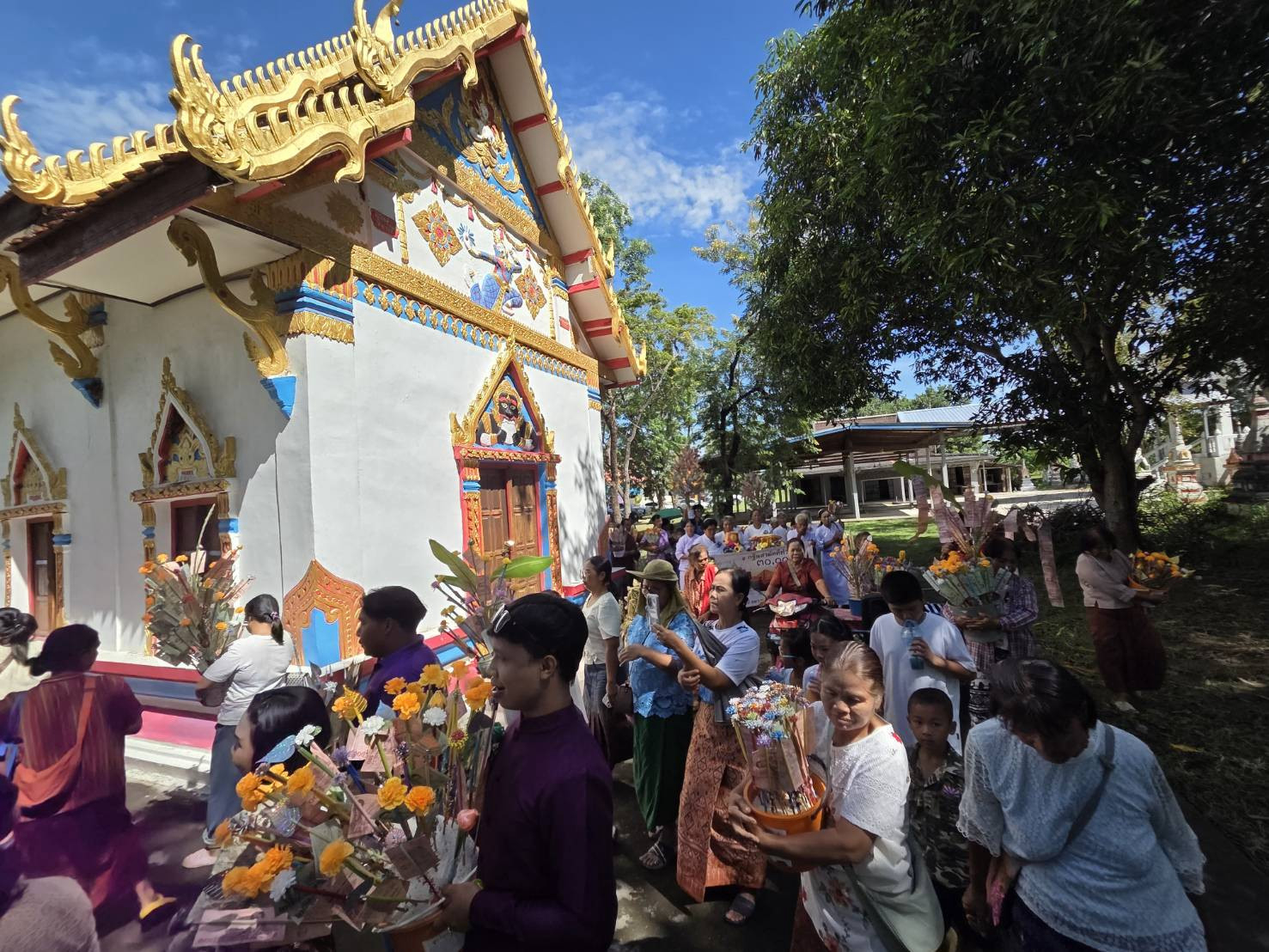 ภาพร่วมพิธีกรรมวัดบ้านหนองกับ