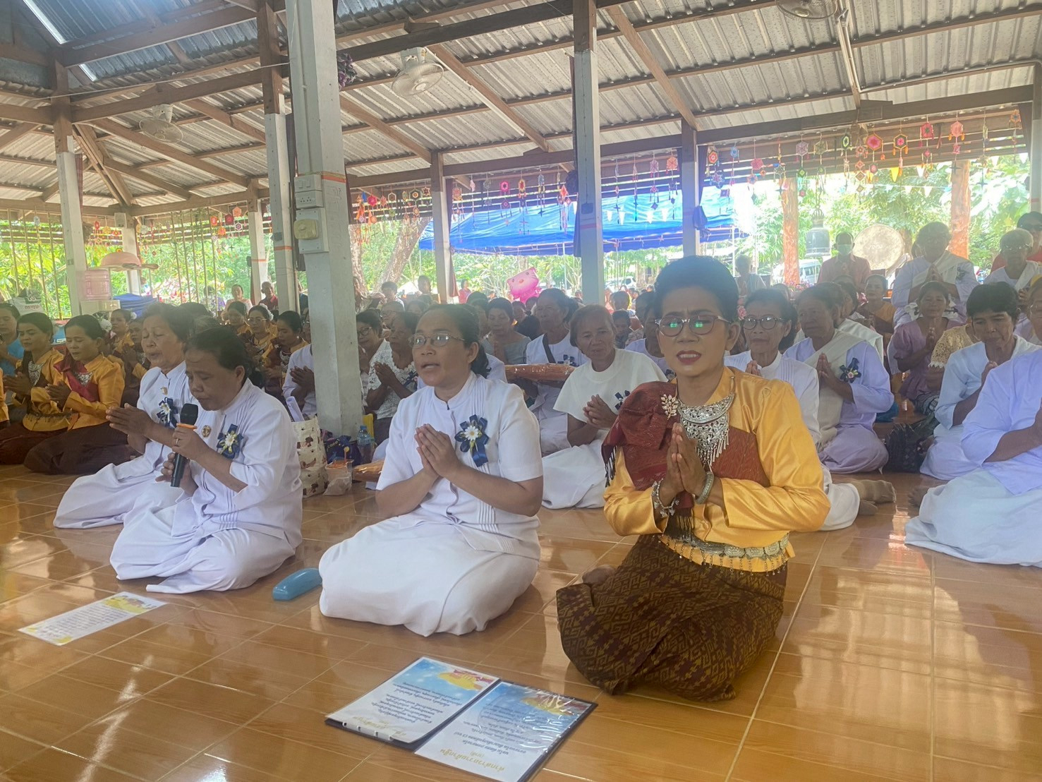 ภาพกล่าวคำถวายกฐินวัดปราสาทแก้ว