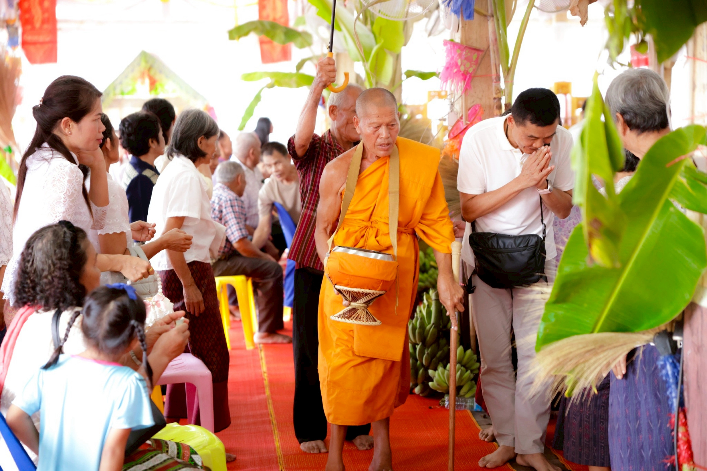 ภาพร่วมพิธีกรรมวัดบ้านหนองคูใหญ่