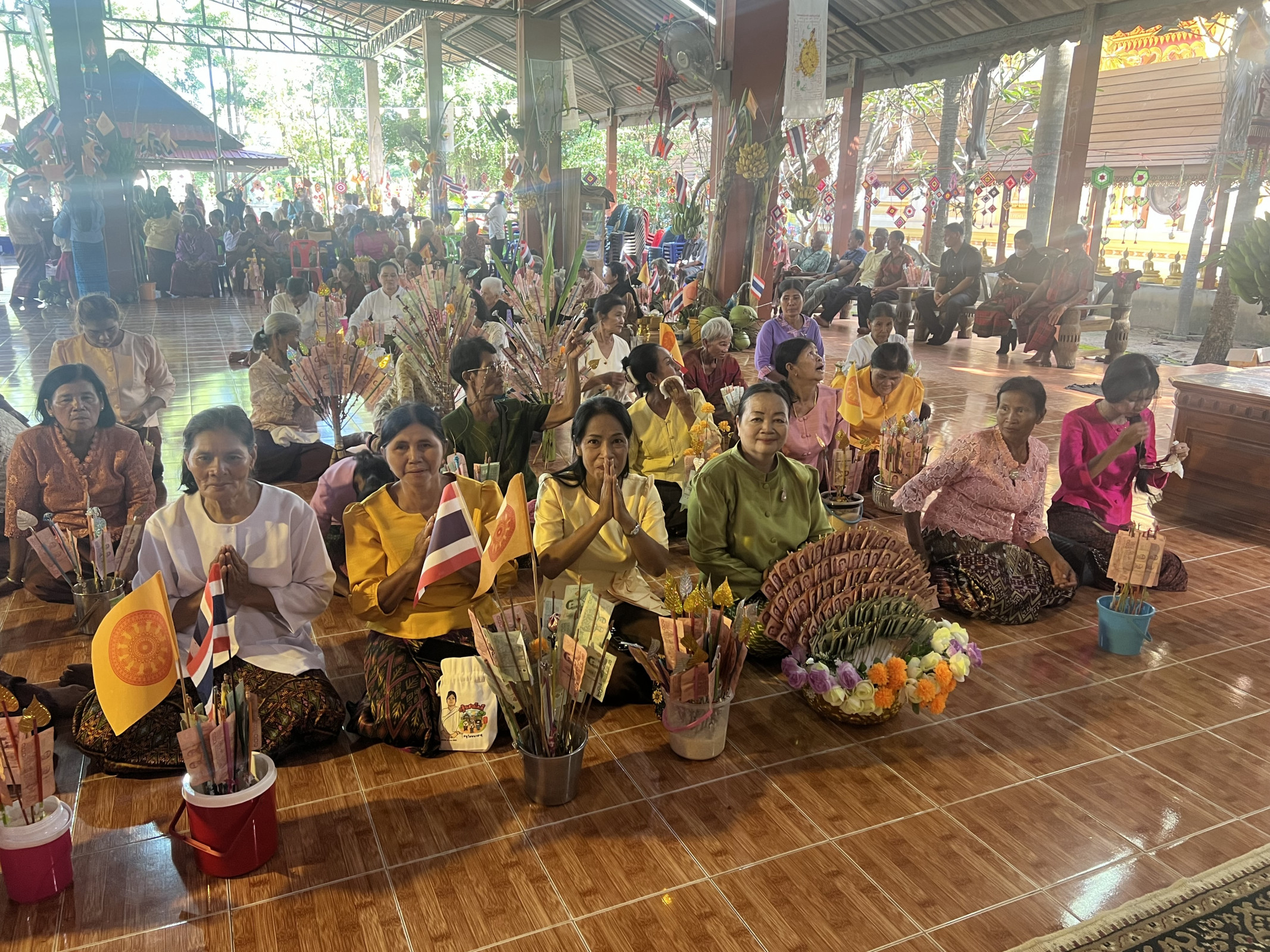 ภาพร่วมพิธีกรรมวัดศรีสุวรรณราช