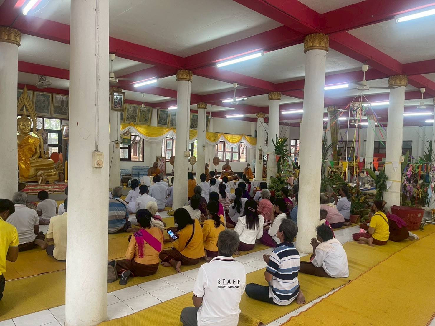 ภาพร่วมพิธีกรรมวัดหมื่นศรีใหญ่