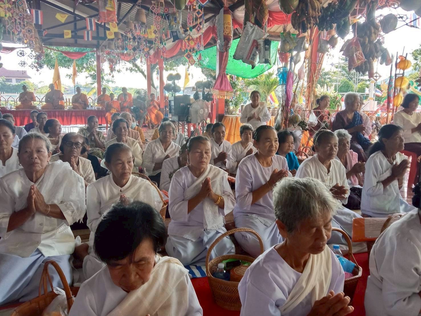ภาพร่วมพิธีกรรมวัดหนองแสนเหนือ