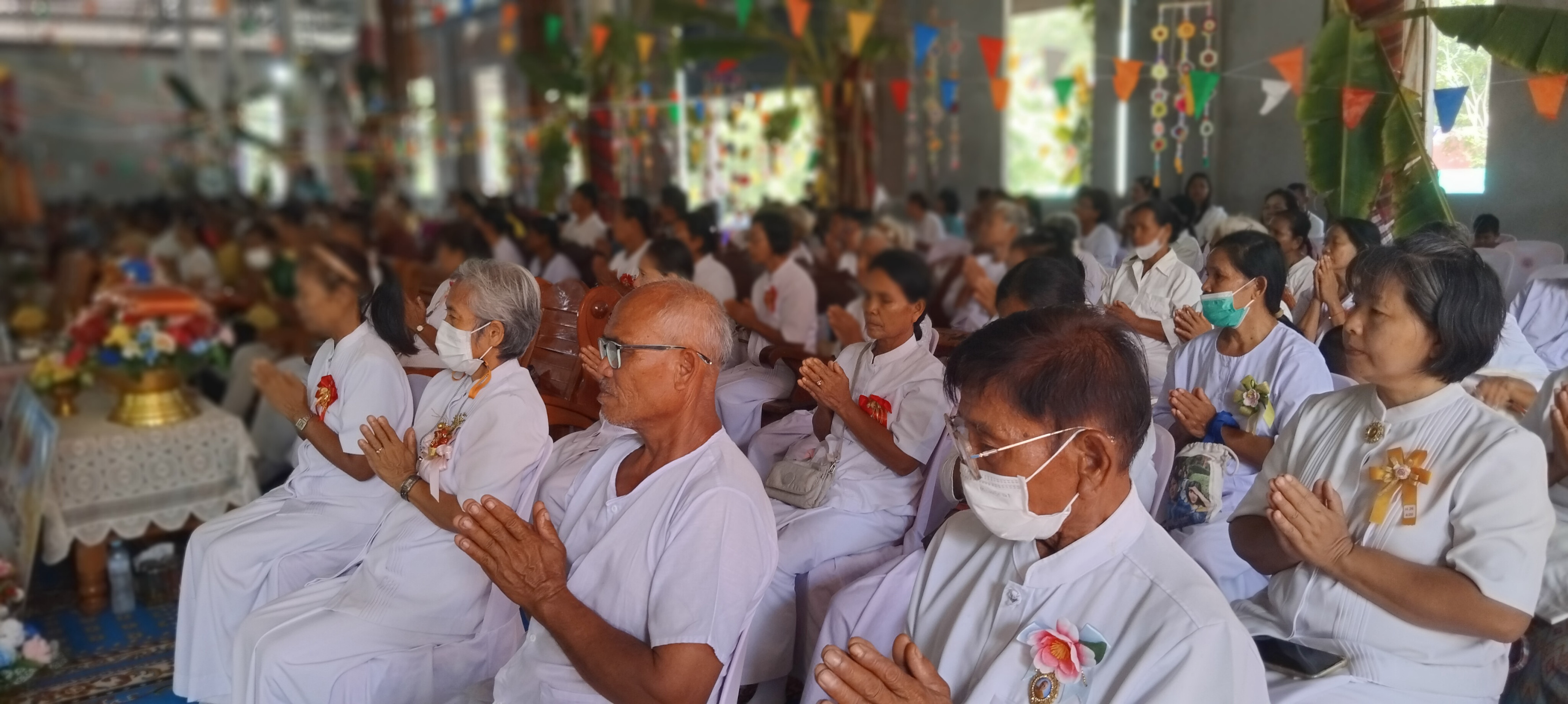 ภาพร่วมพิธีกรรมวัดตาลวก