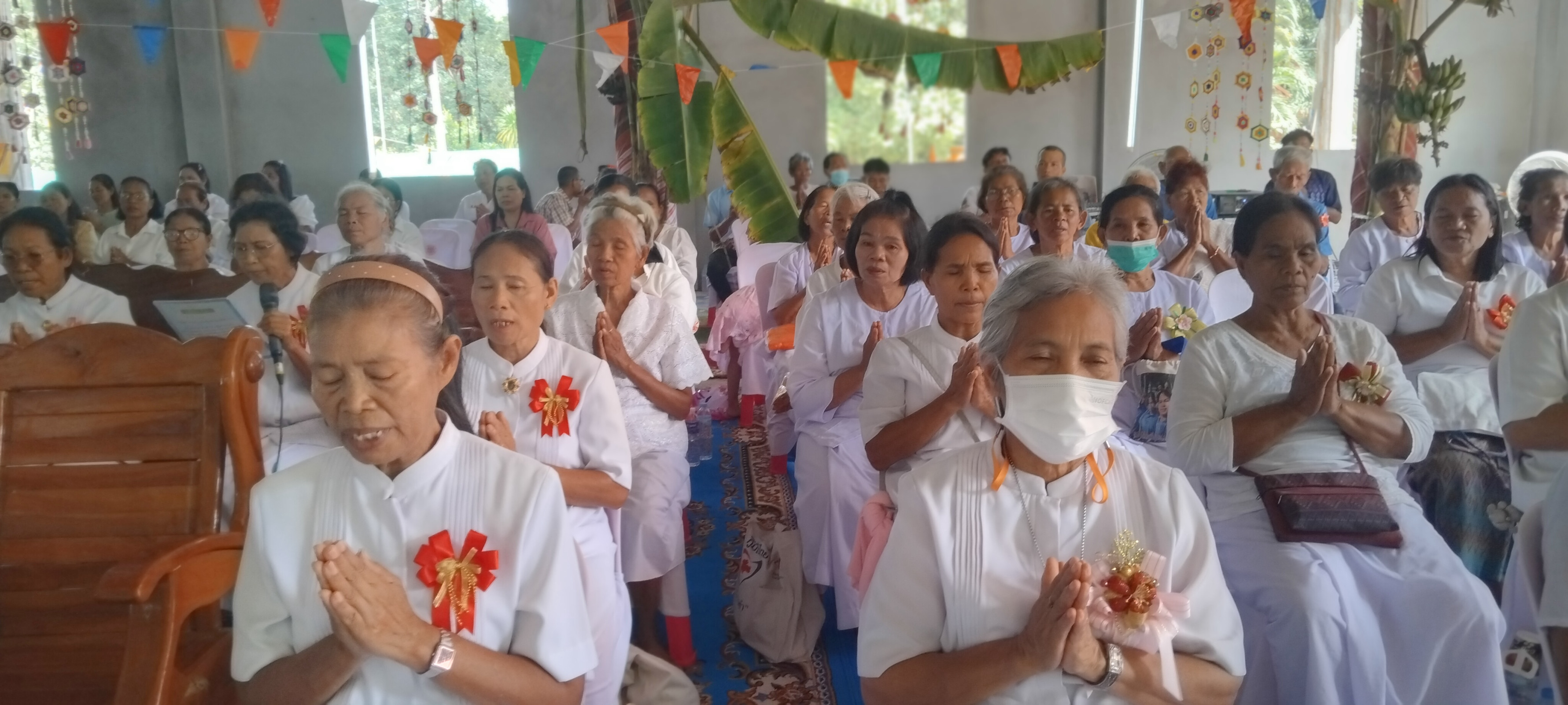 ภาพร่วมพิธีกรรมวัดตาลวก